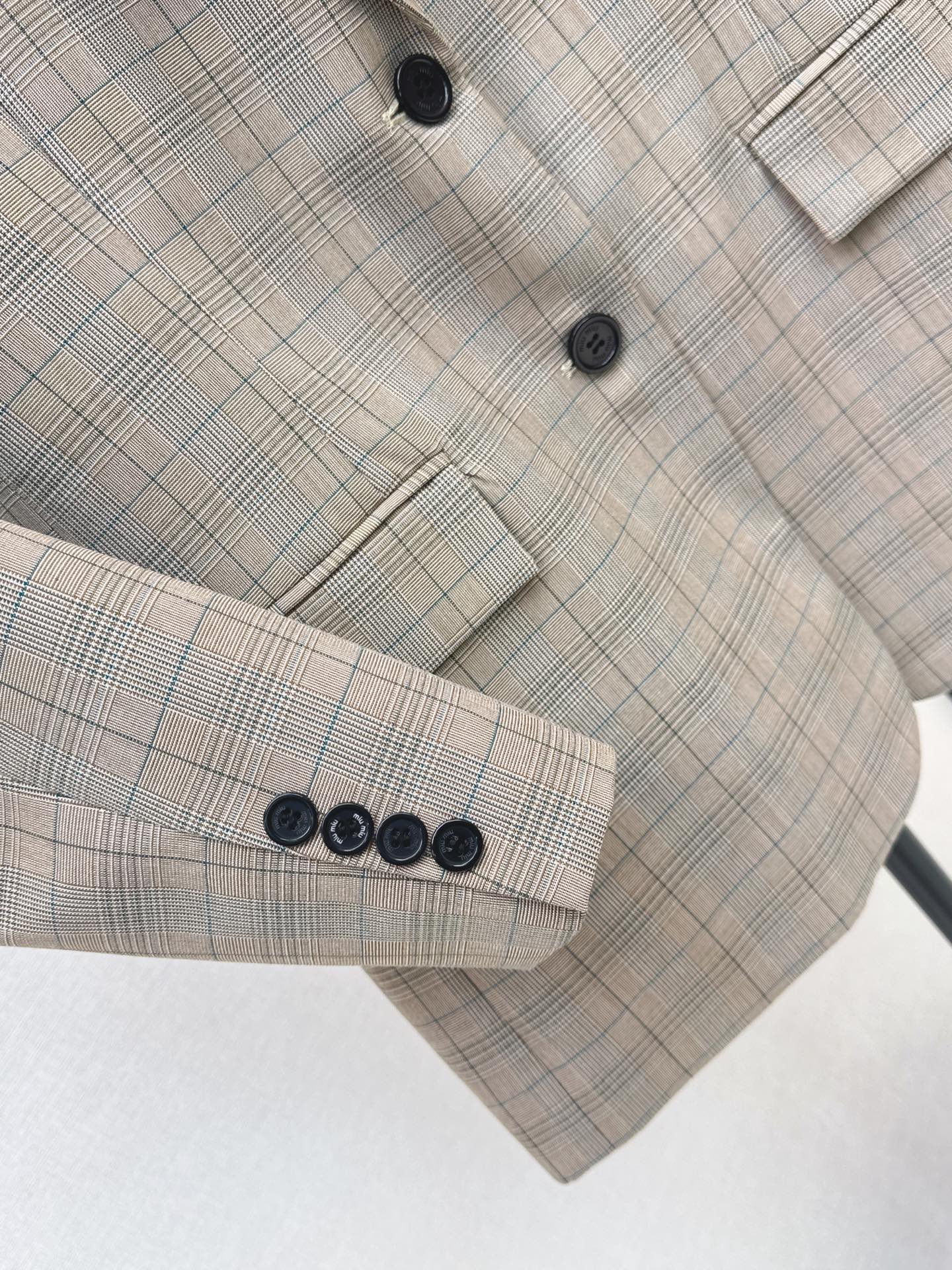 Miu 26fwcheck blazer