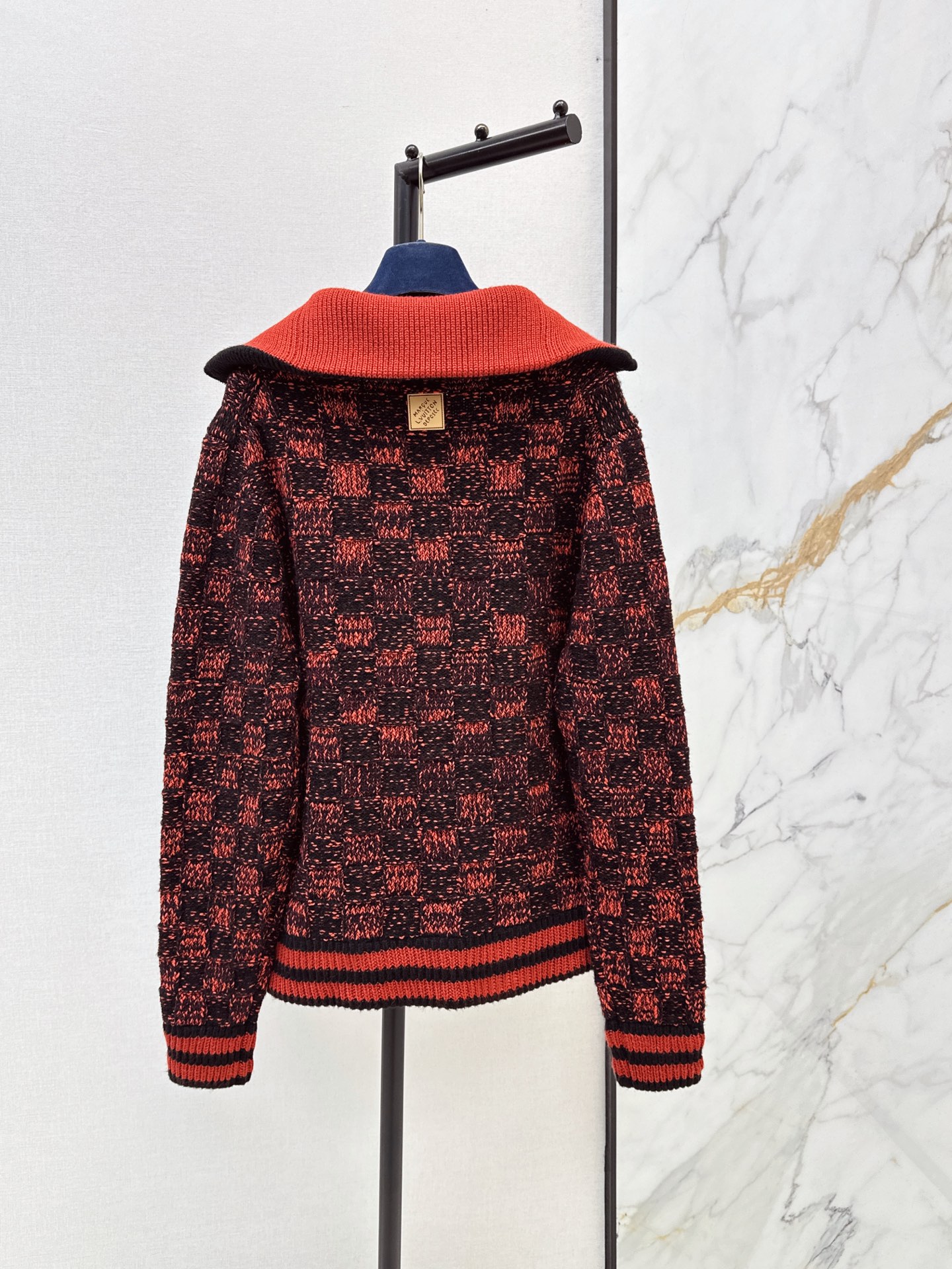 Loui 26fw jacquard zipper sweater