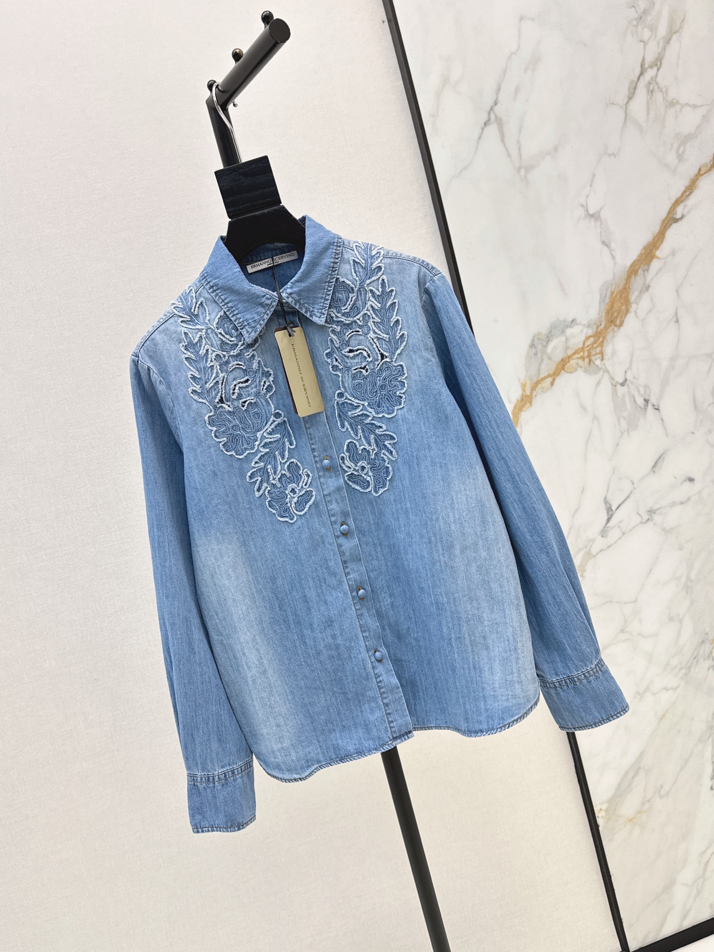 ES 26fw lace embroidery shirt