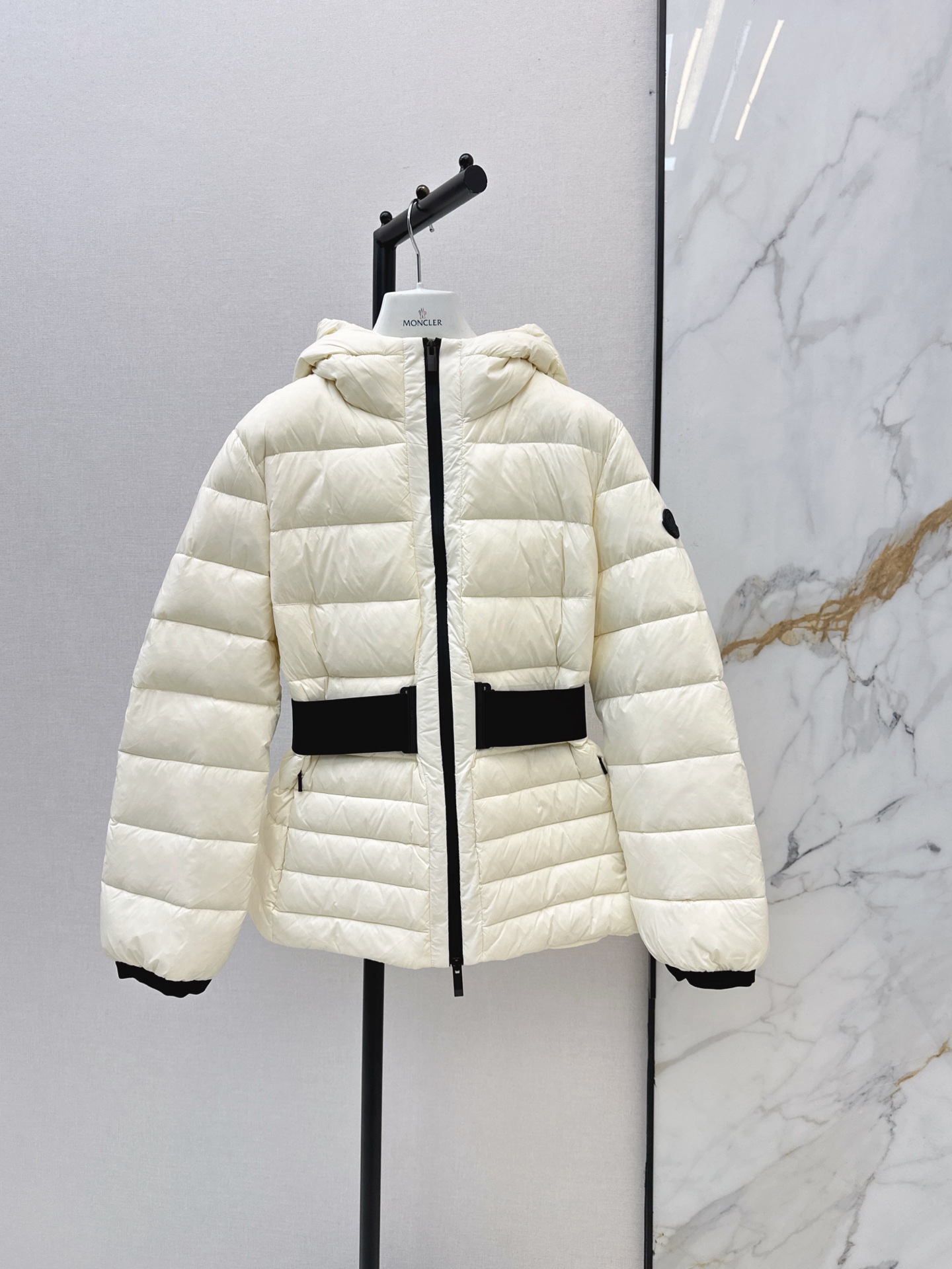 Monc 26fw hooded jacket