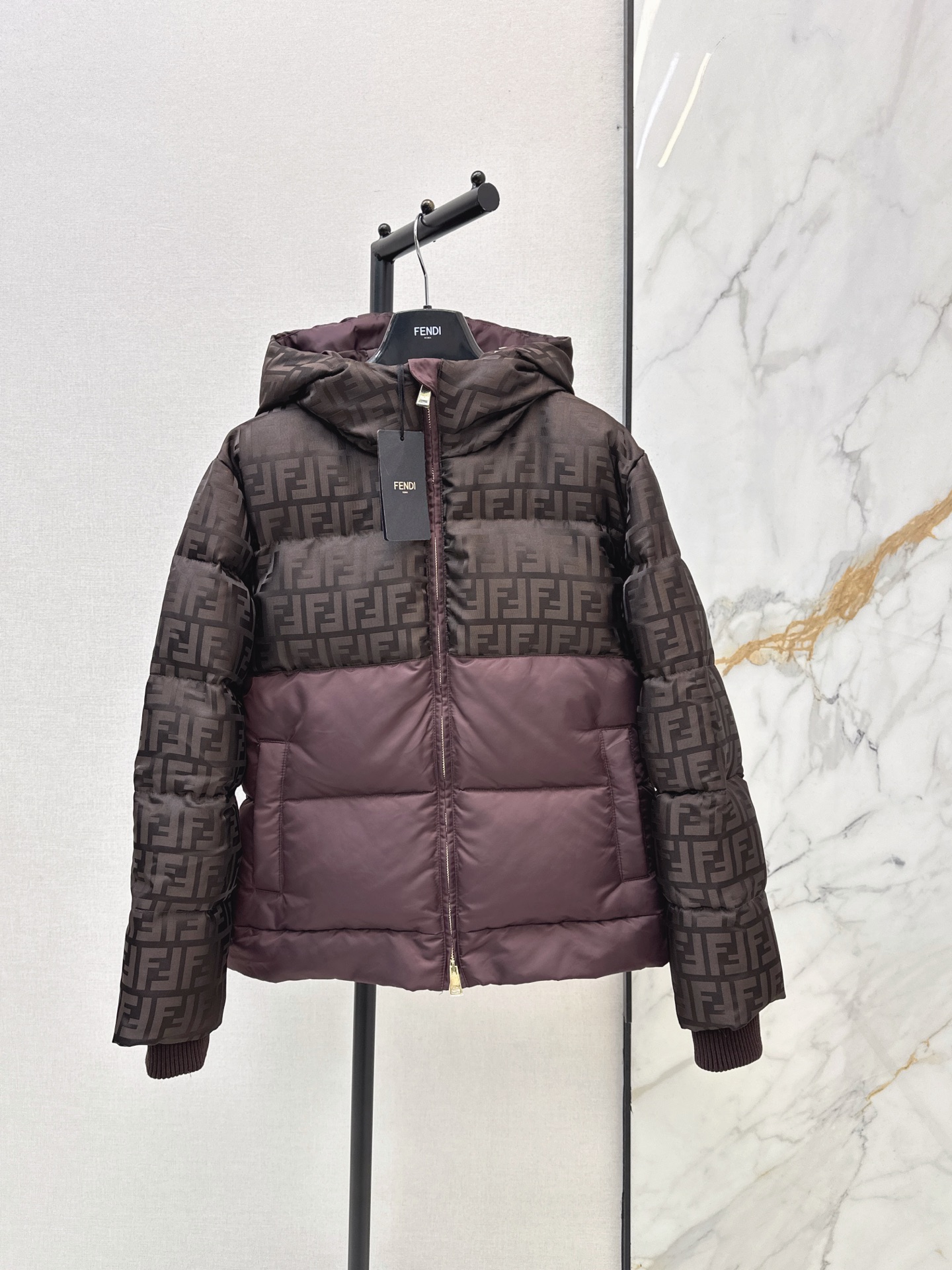 Fen 26fw jacquard hooded down jacket