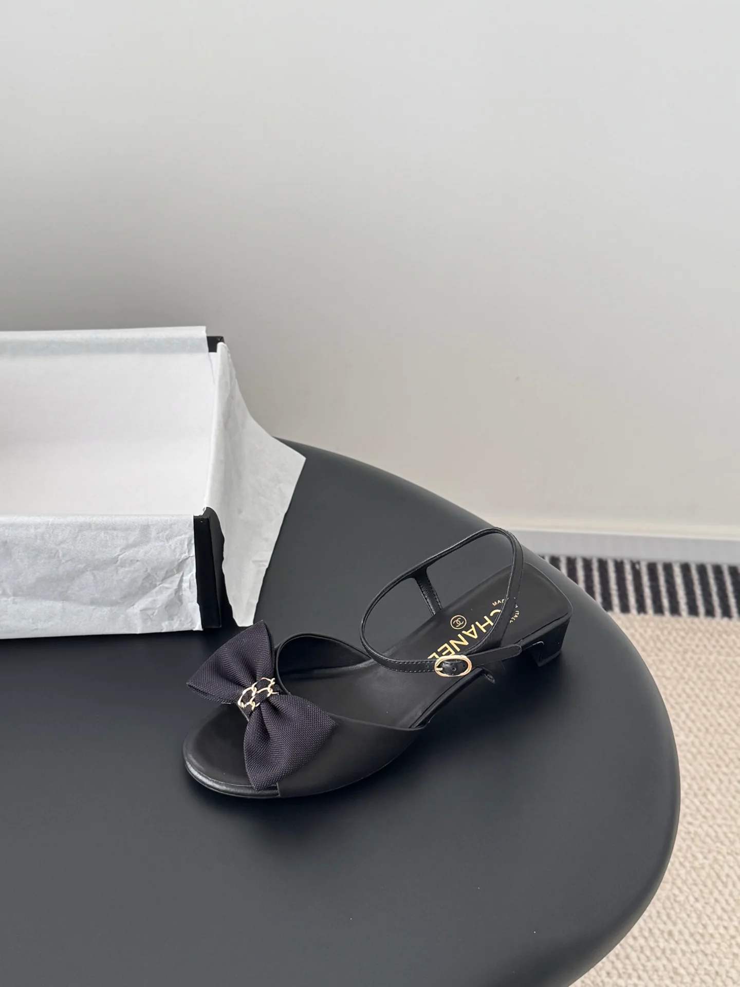 Chan 26ss bow sandel