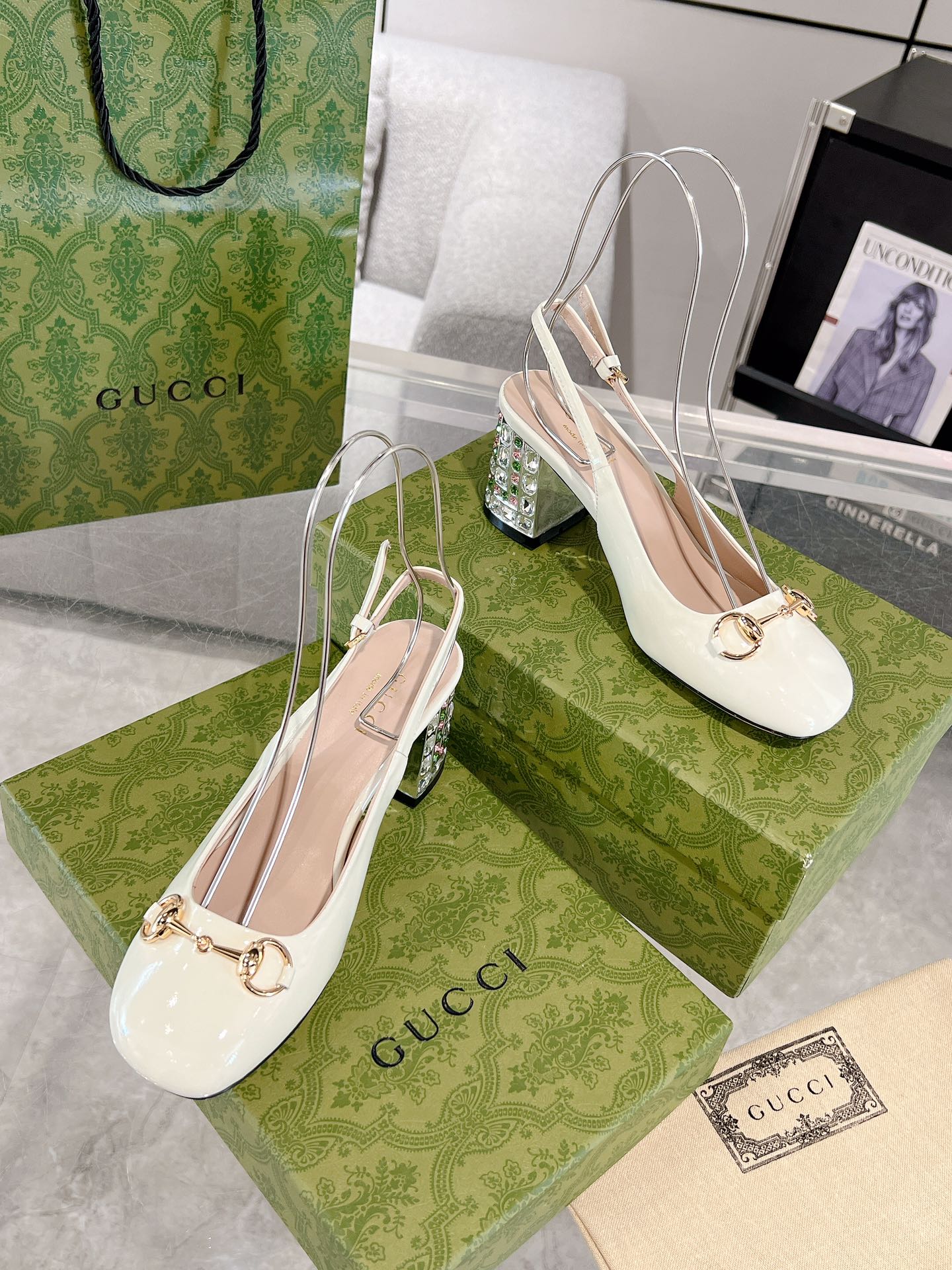 Gucc 26ss rhinestone slingback chunky heel