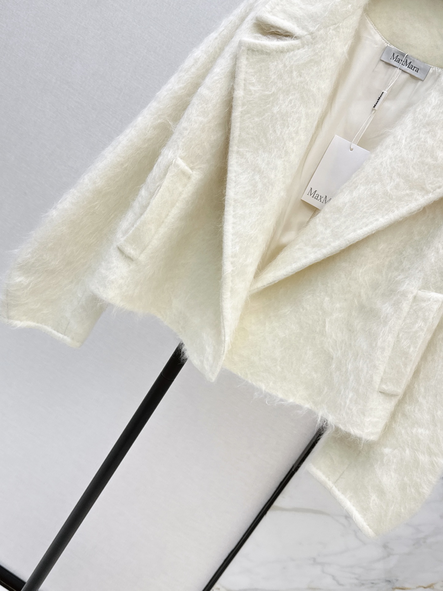 Max 26fw cropped woolen jacket