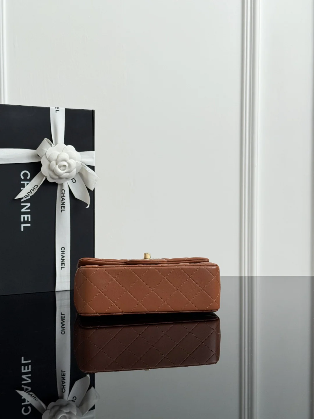 Chan cf20 chain shoulder bag