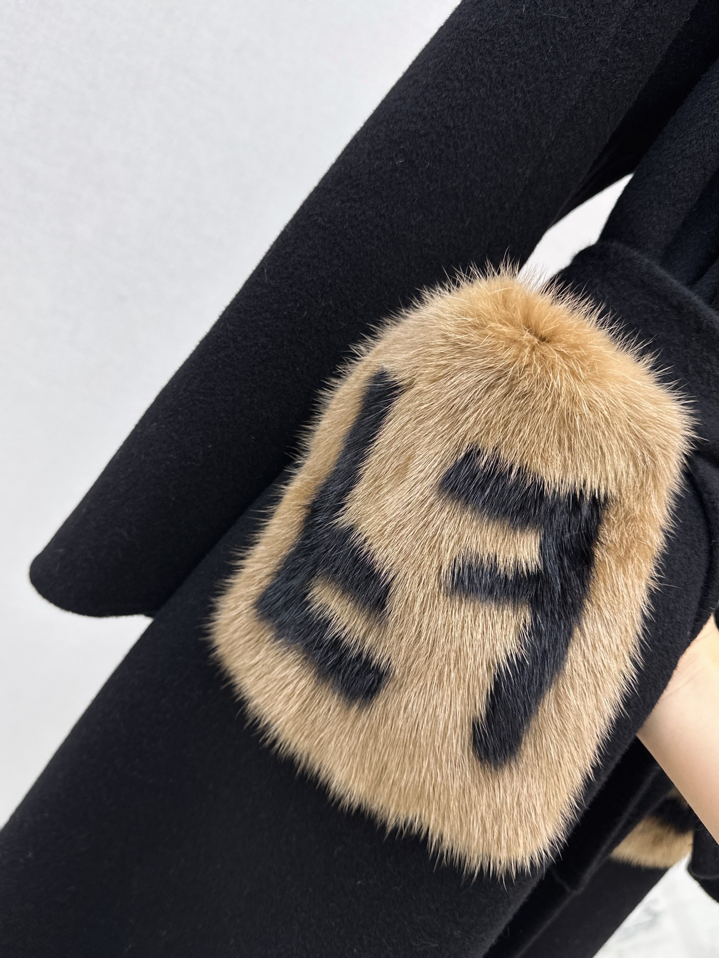 Fen 26fw woolen overcoats