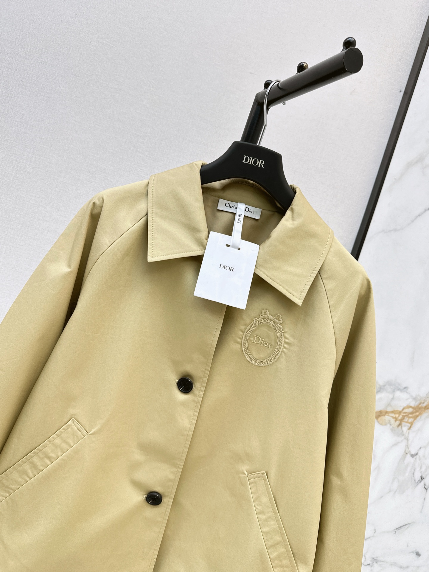 CD 26fw cropped jacket