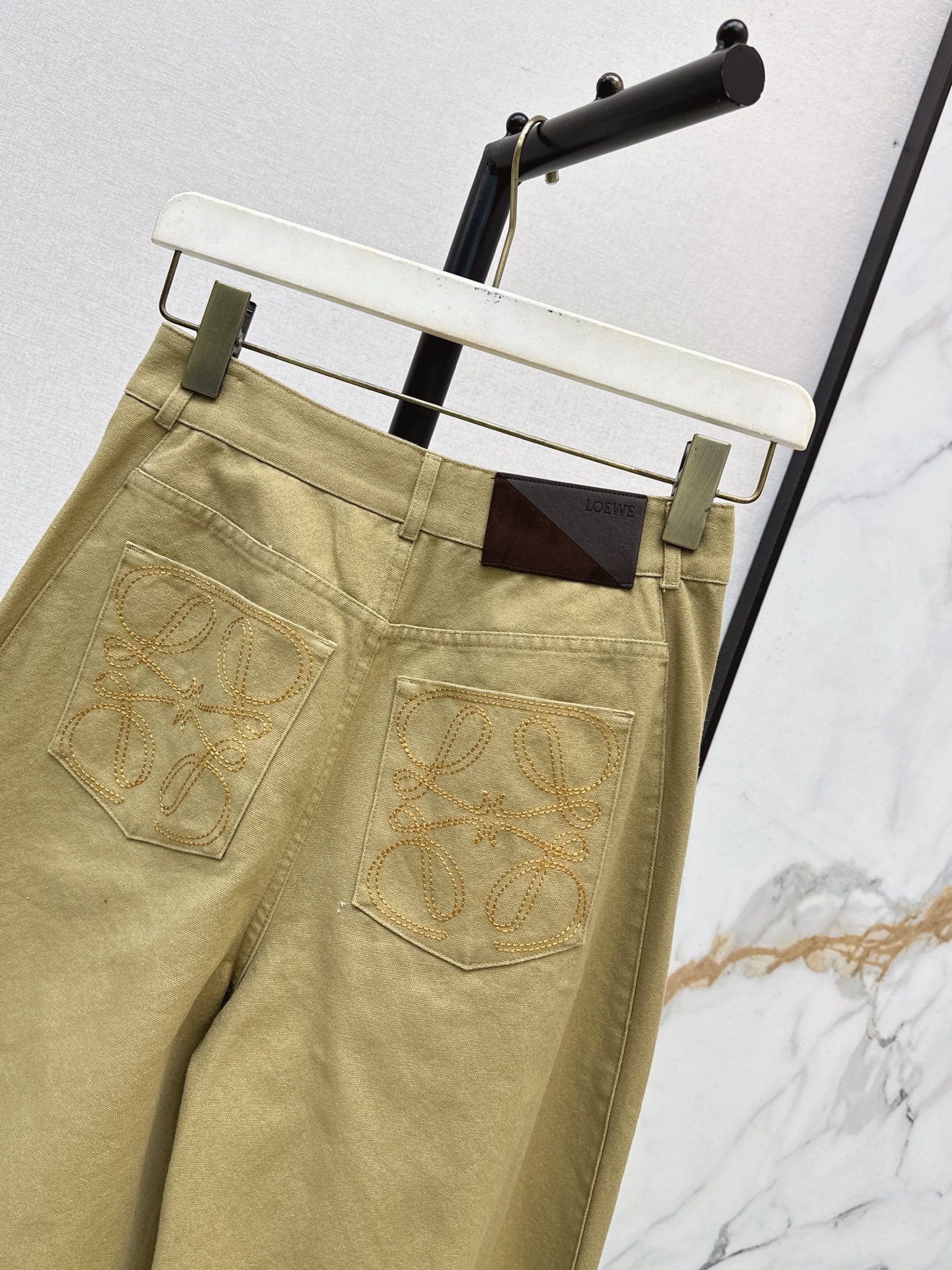 Loe 26fw straight-leg pants