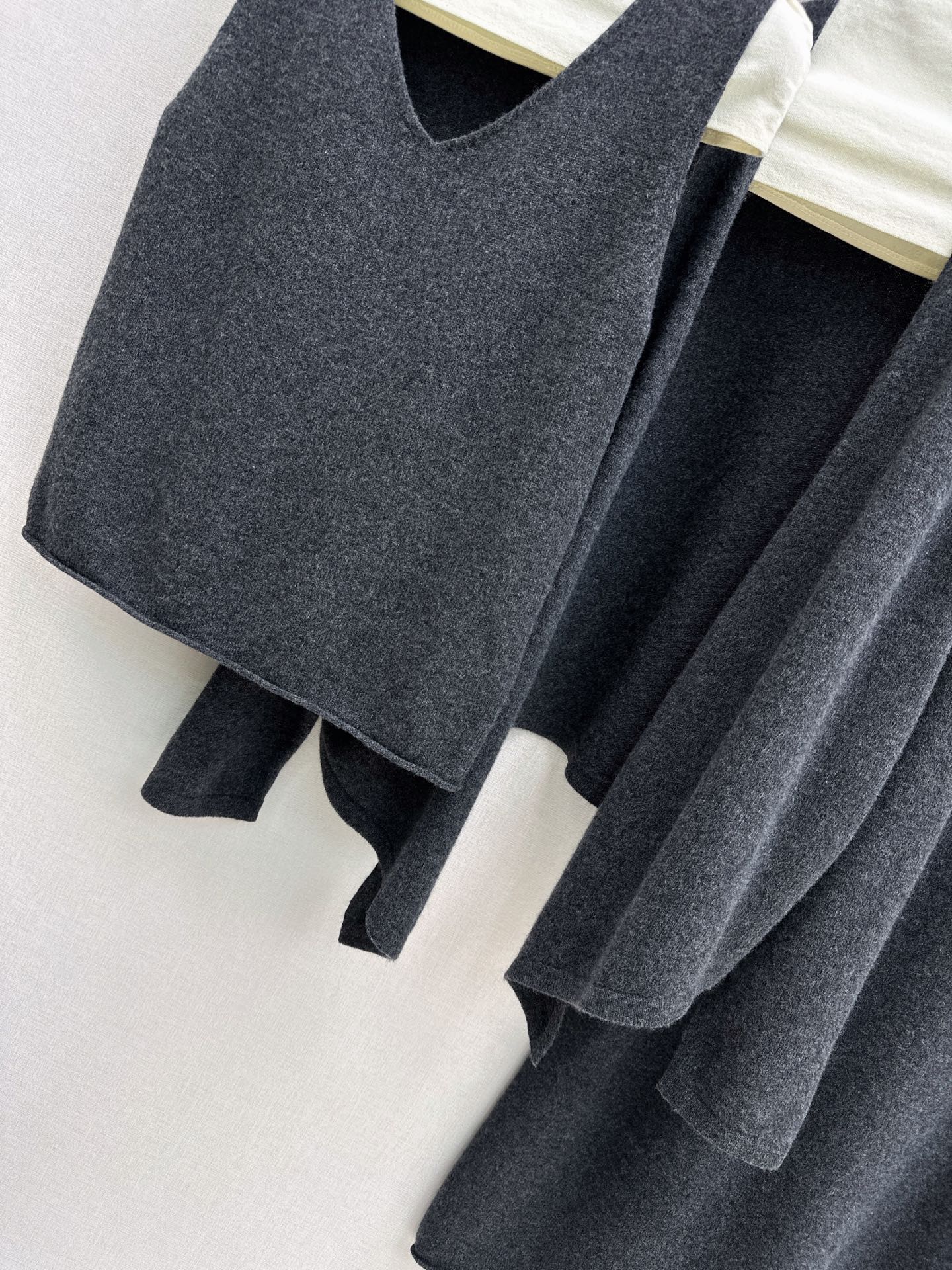 Max 26fw wool knit vest cardigan skirt sets