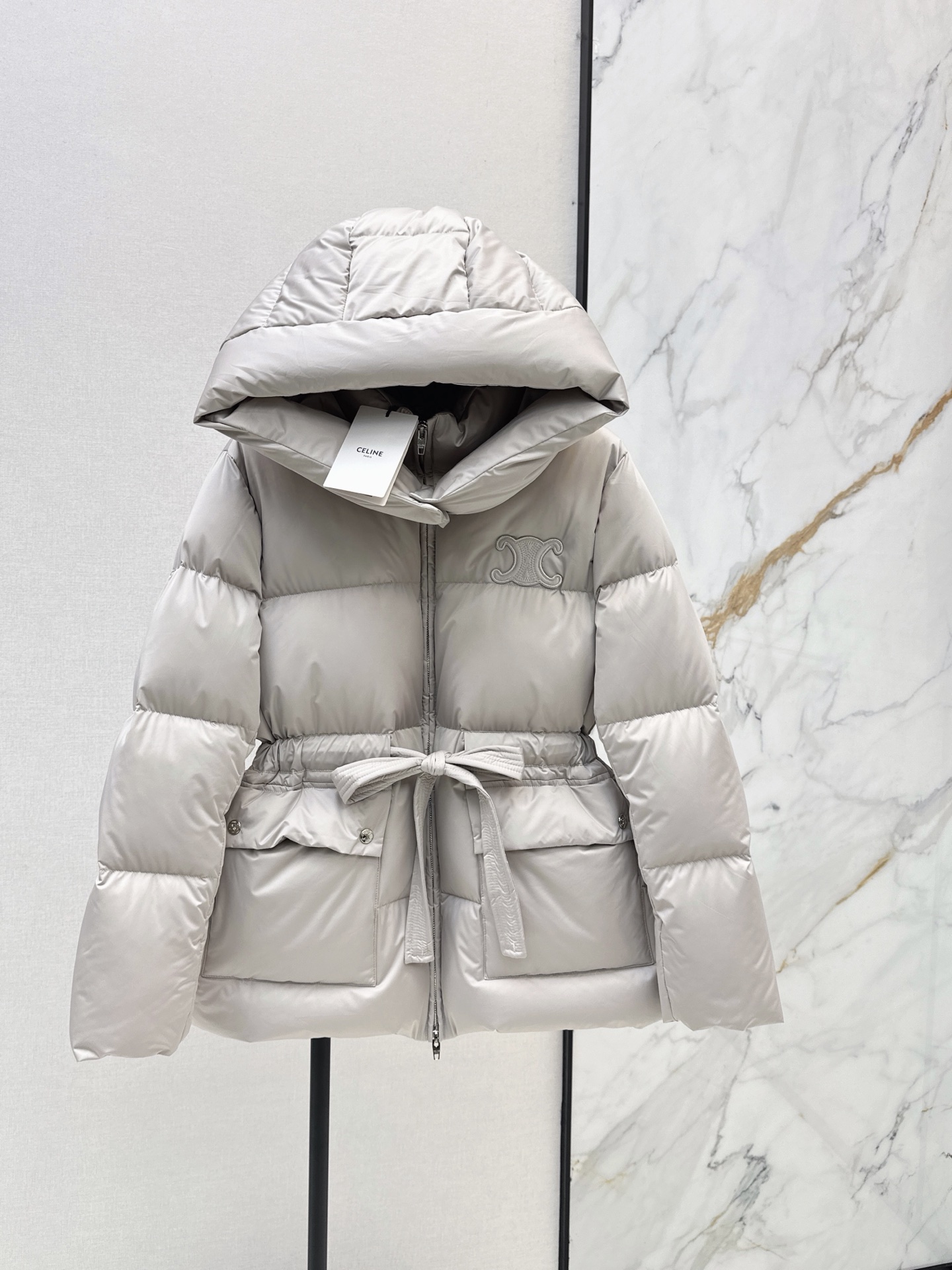 Celi 26fw hooded belted down jacket