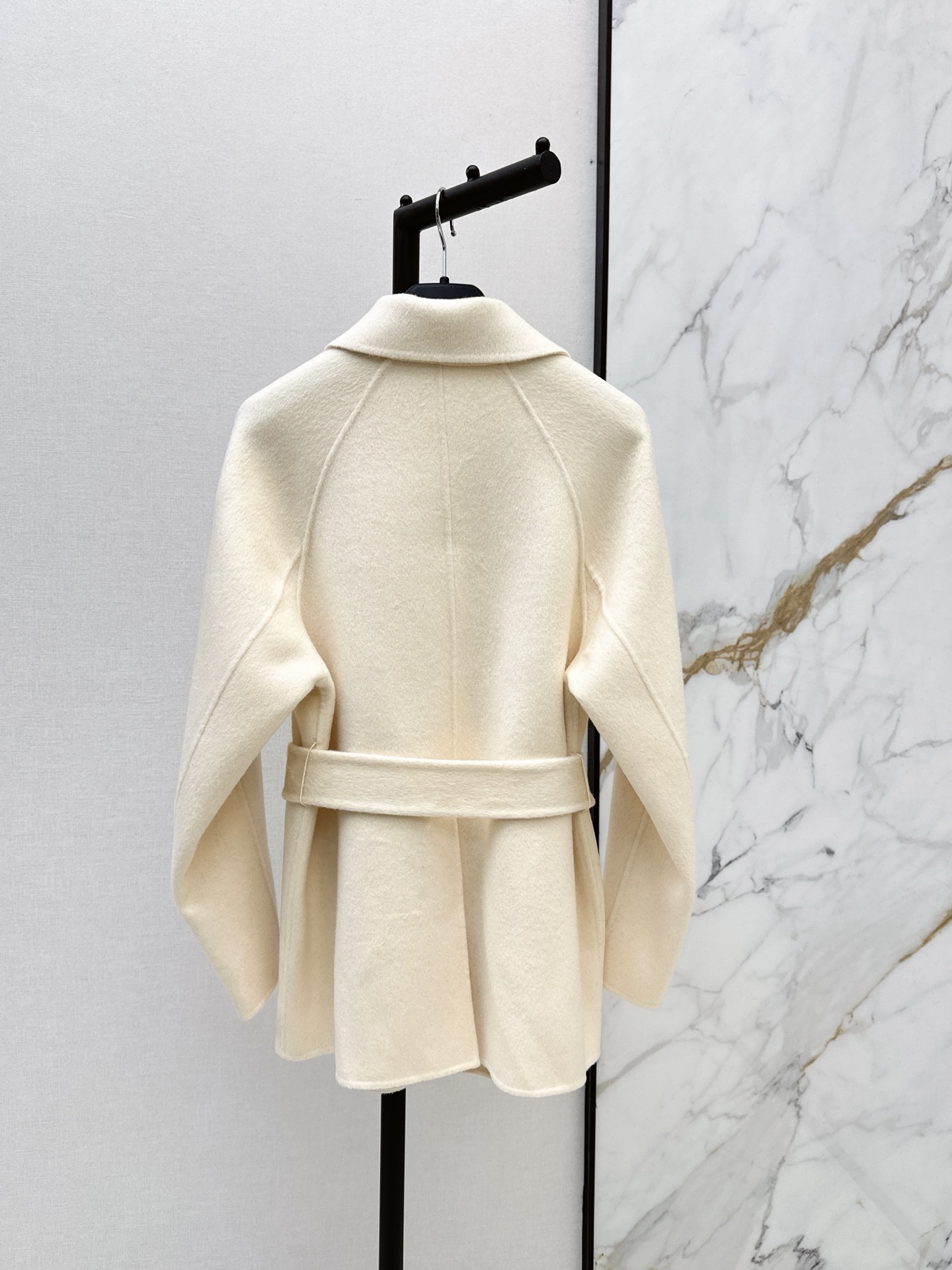 Max 26fw belted double button overcoats