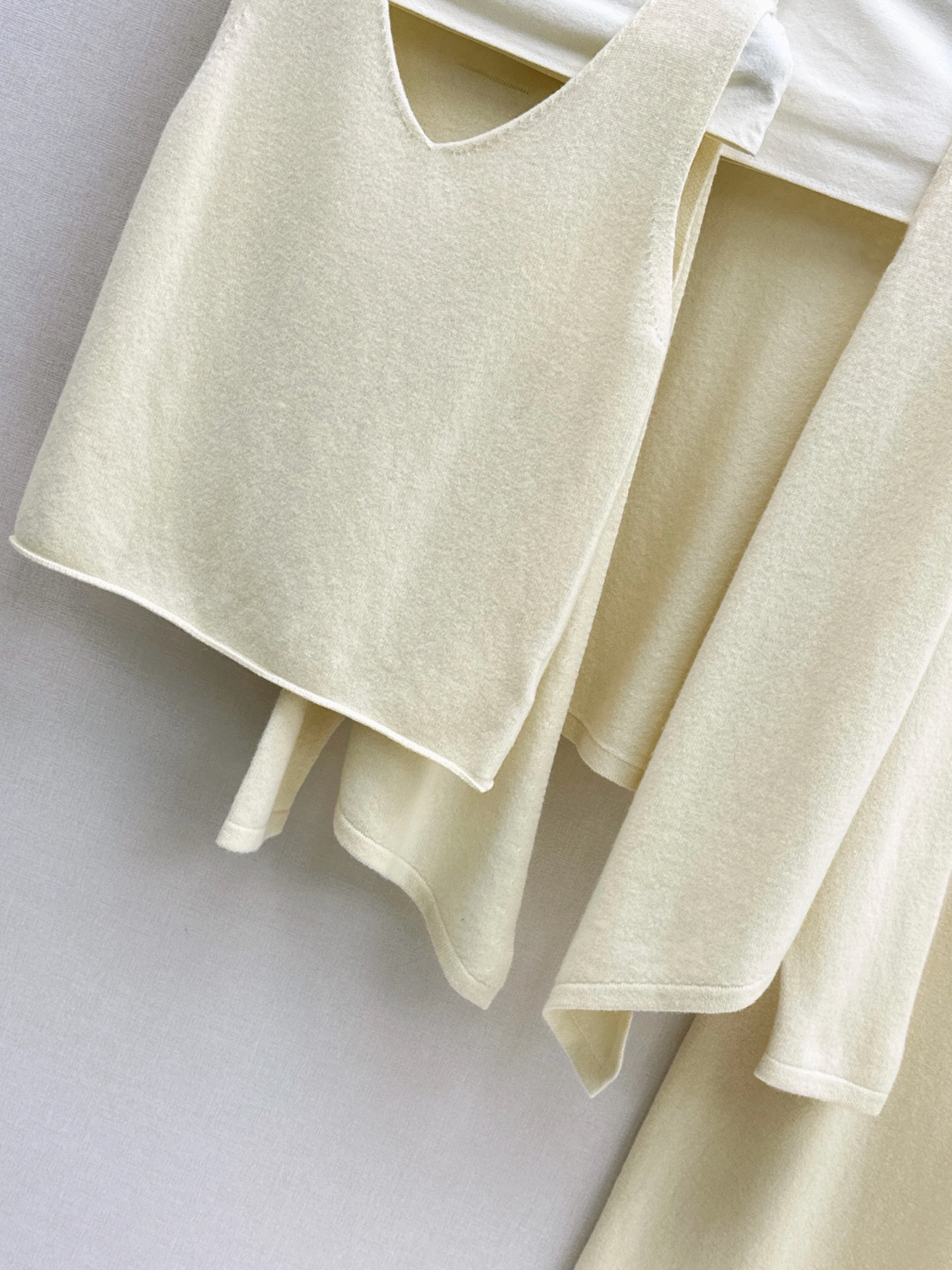 Max 26fw wool knit vest cardigan skirt sets
