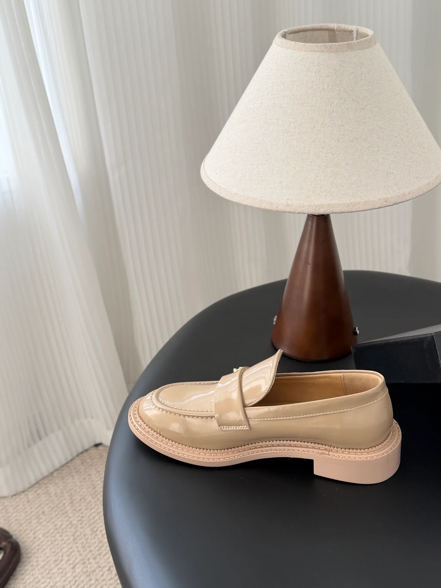Chan 26C loafers shoes