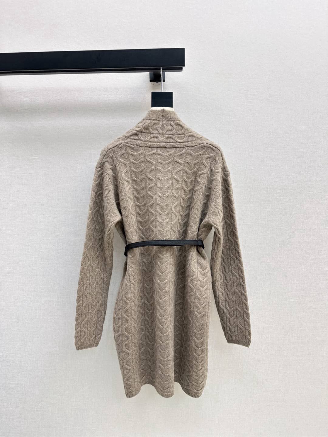Her 26fw belted cardigan