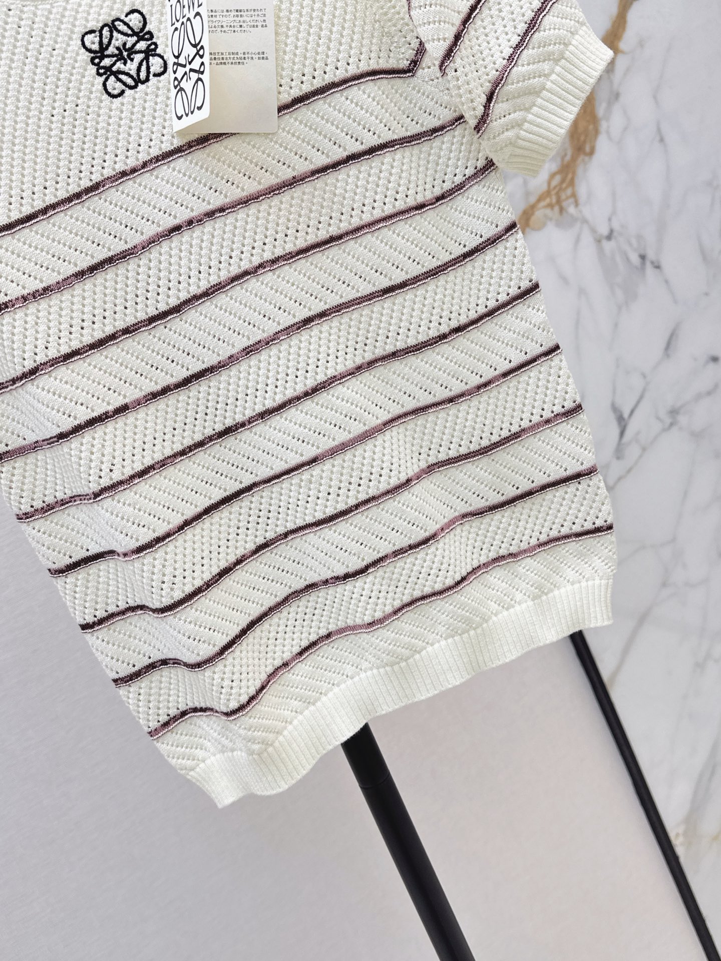 Loe 26fw stripe knit sweater