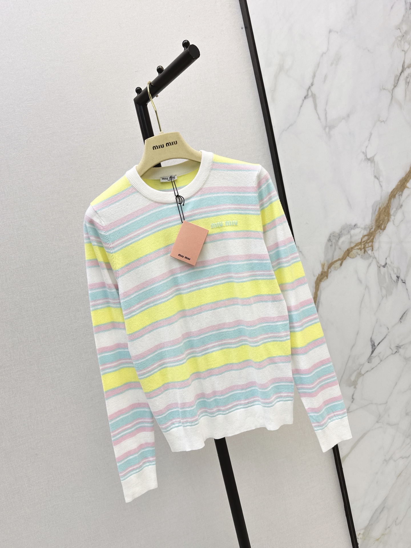 Miu 26fw stripe sweater