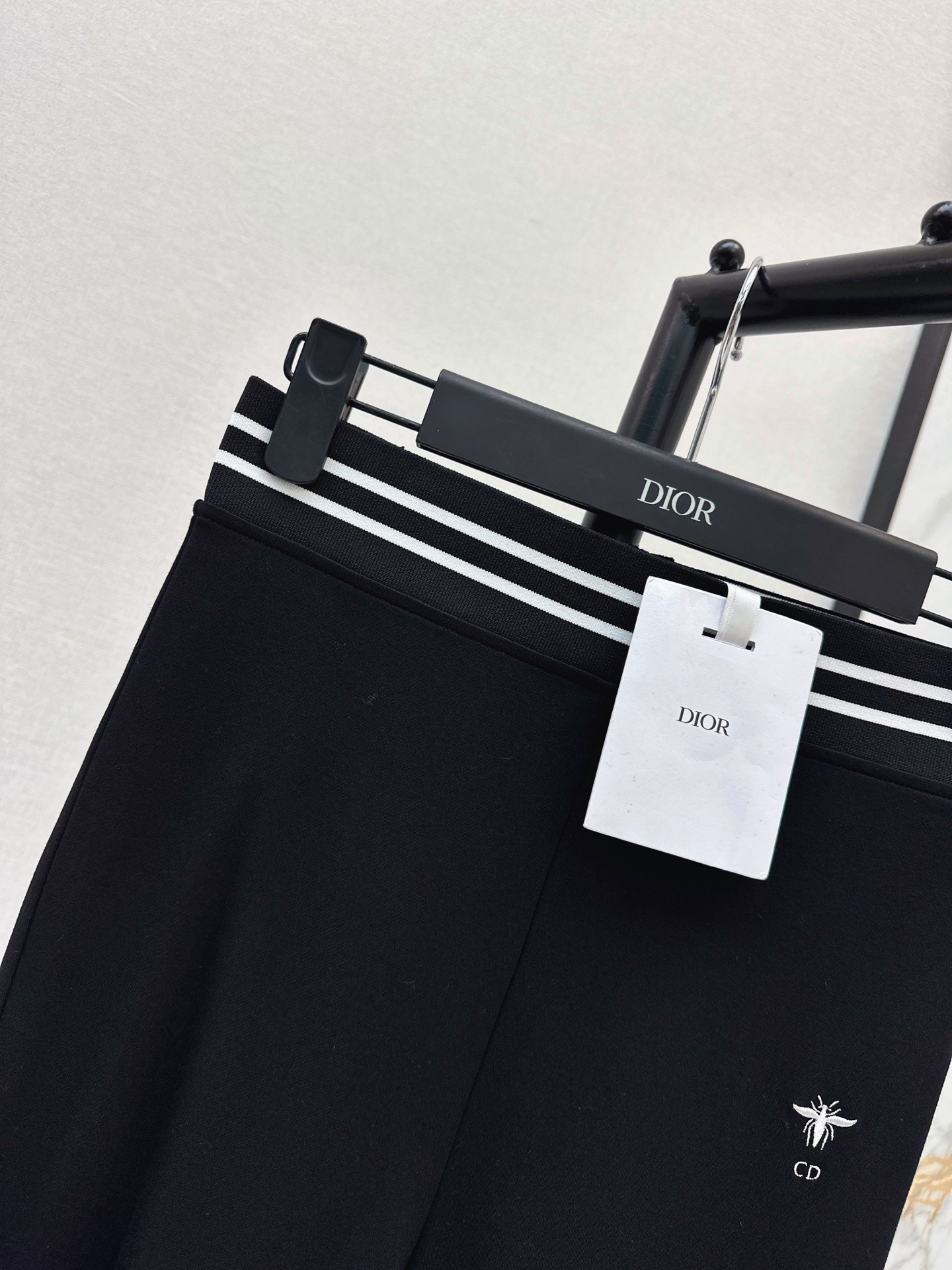 CD 26fw contract-stripe legging
