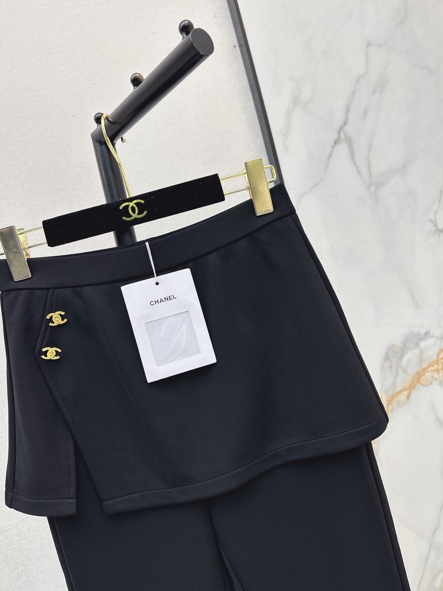 Chan 26fw skirt-overlay flared pants