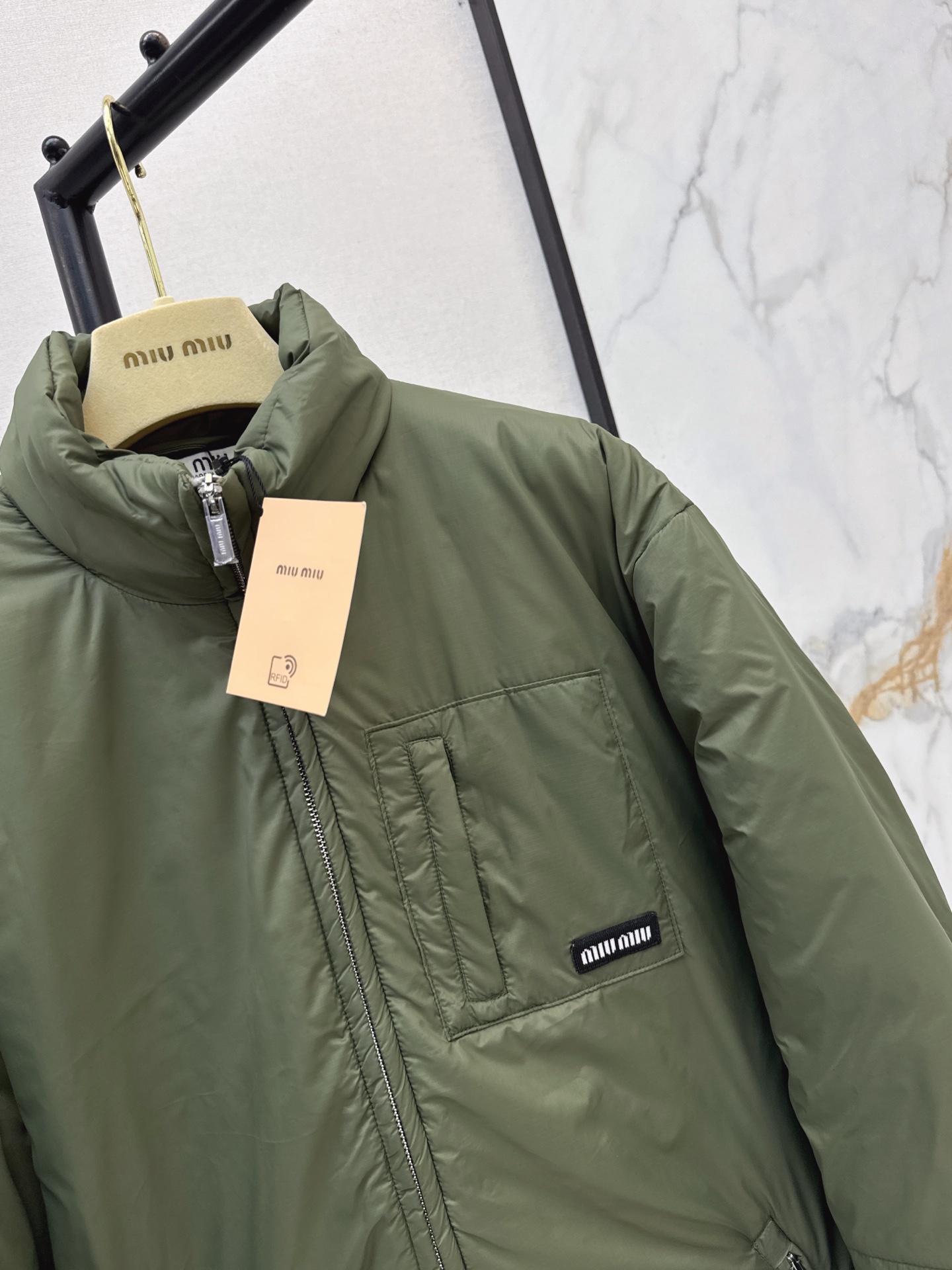 Miu 26fw zip-up down jacket