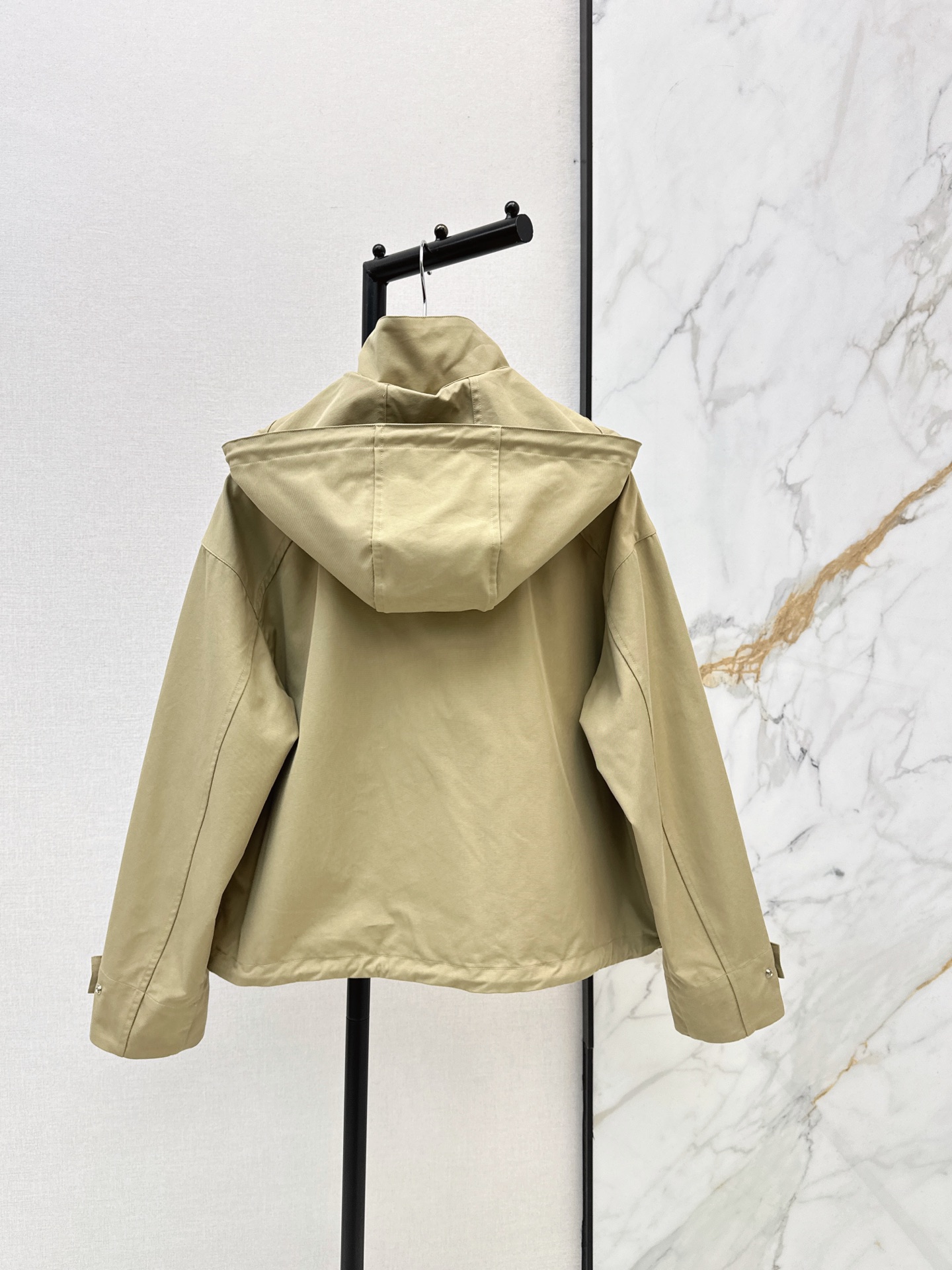 CD26fw hooded jacket