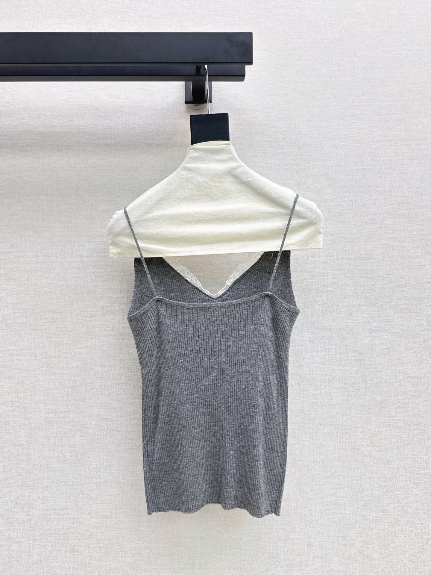 Sain 26fw lace camisole