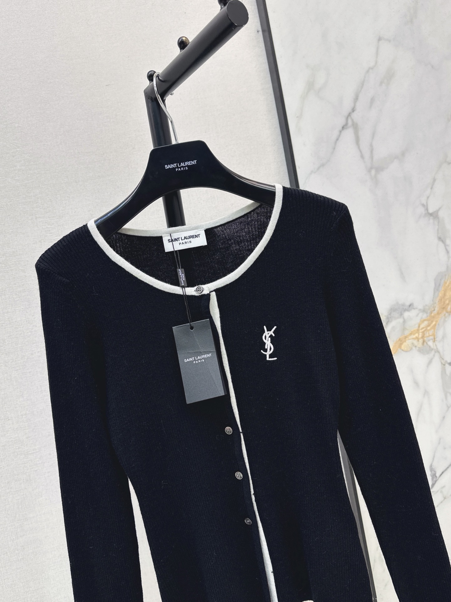 Sain 26fw slim-fit cardigan