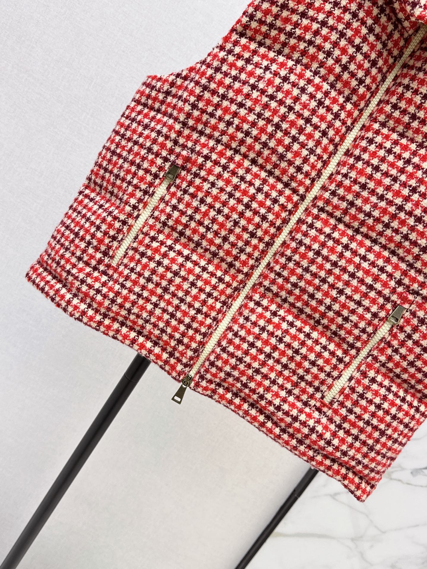 Monc 26fw houdstooth down vest