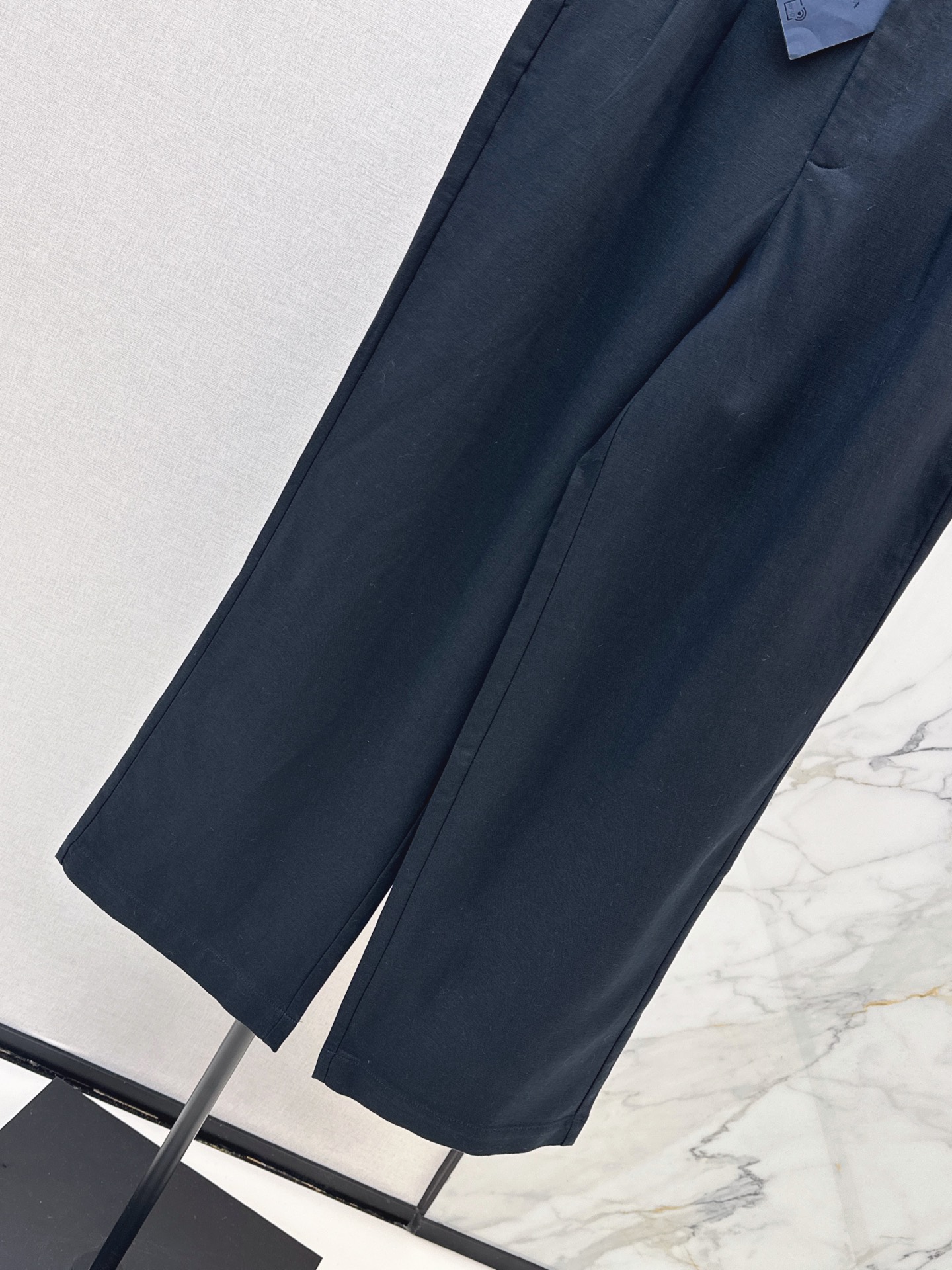 Pra 26fw wied-leg pants