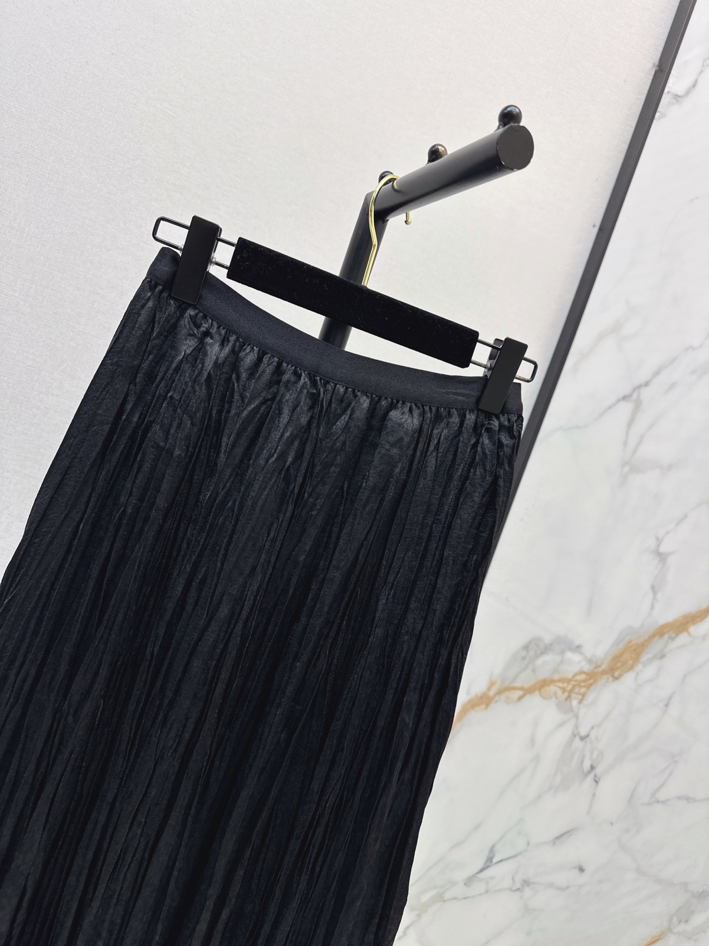 Chan 26fw pleated skirt