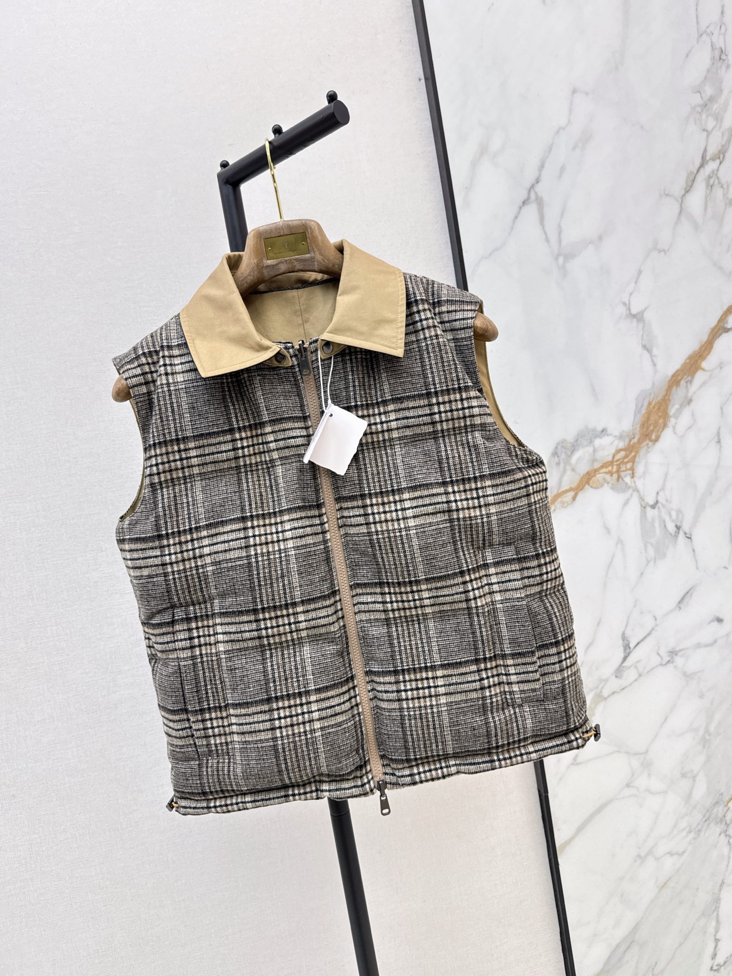 Brun 26fw reversible down vest