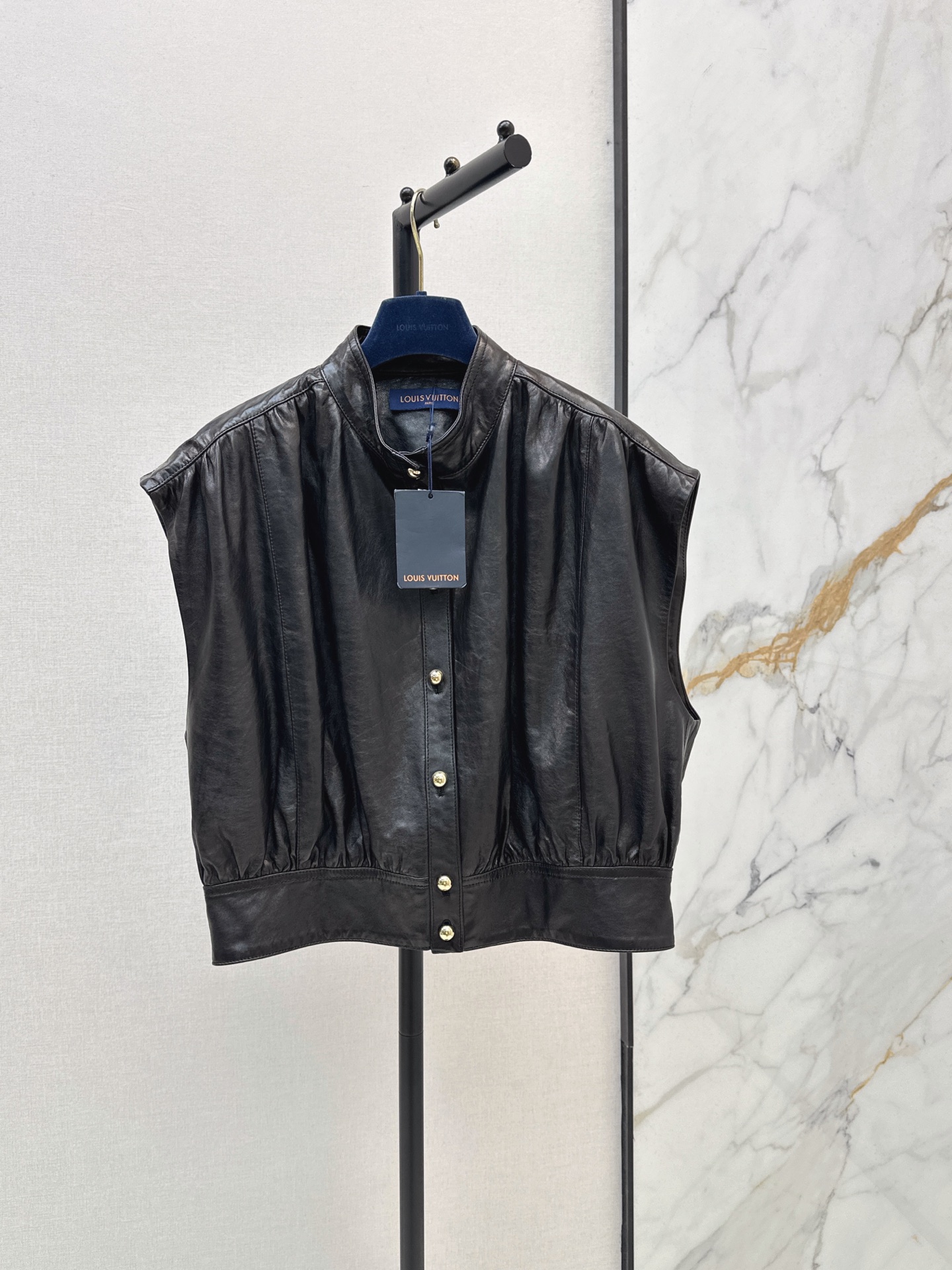 Loui 26fw leather vest jacket