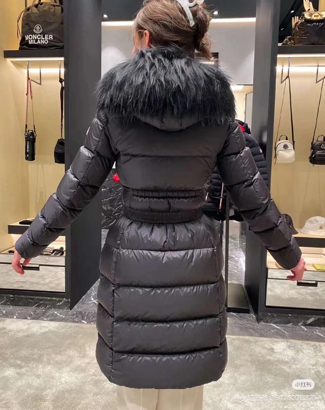 Monc 26fw fur-trim belted down jacket