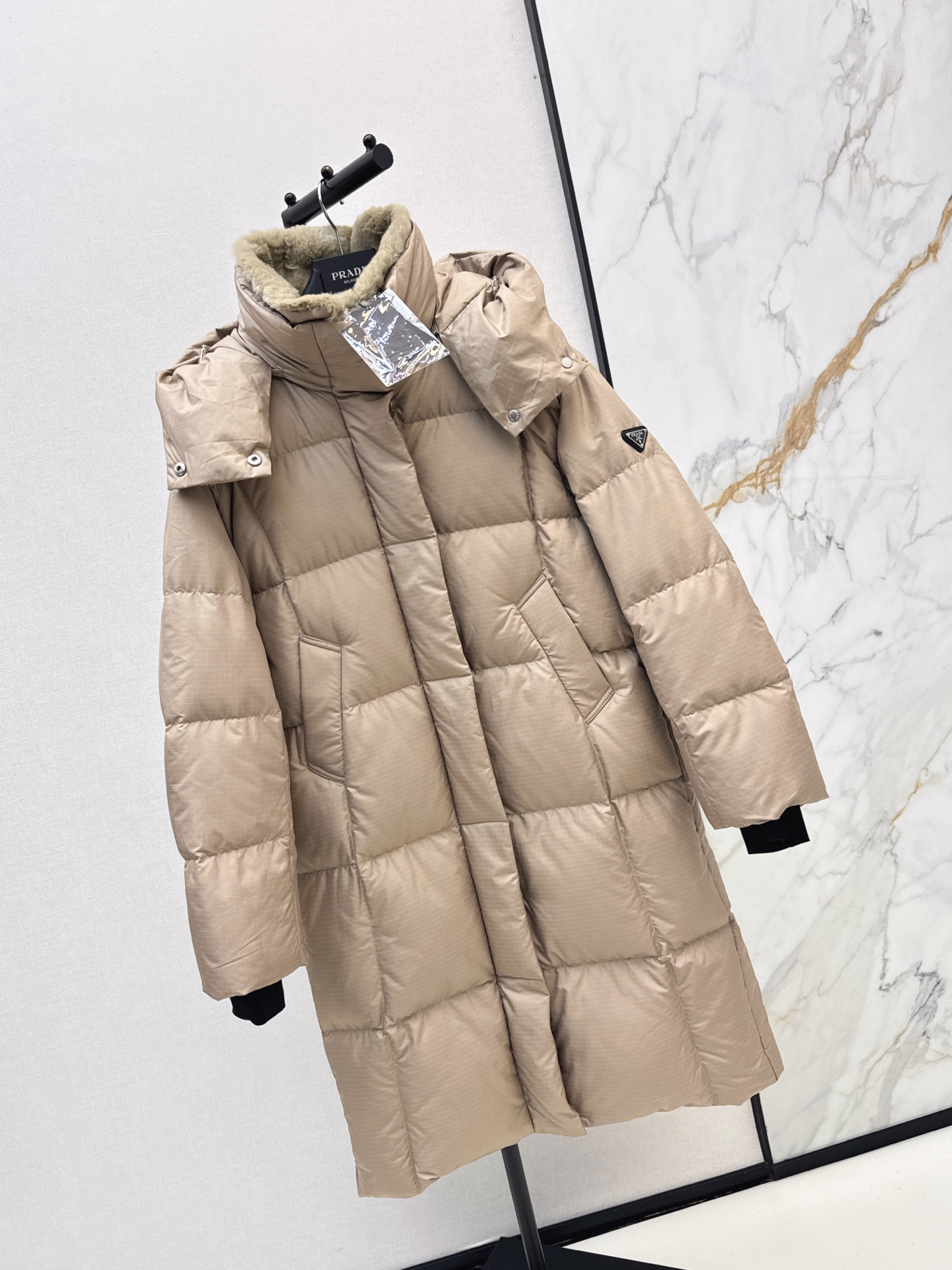 Pra 26fw hooded long down jacket