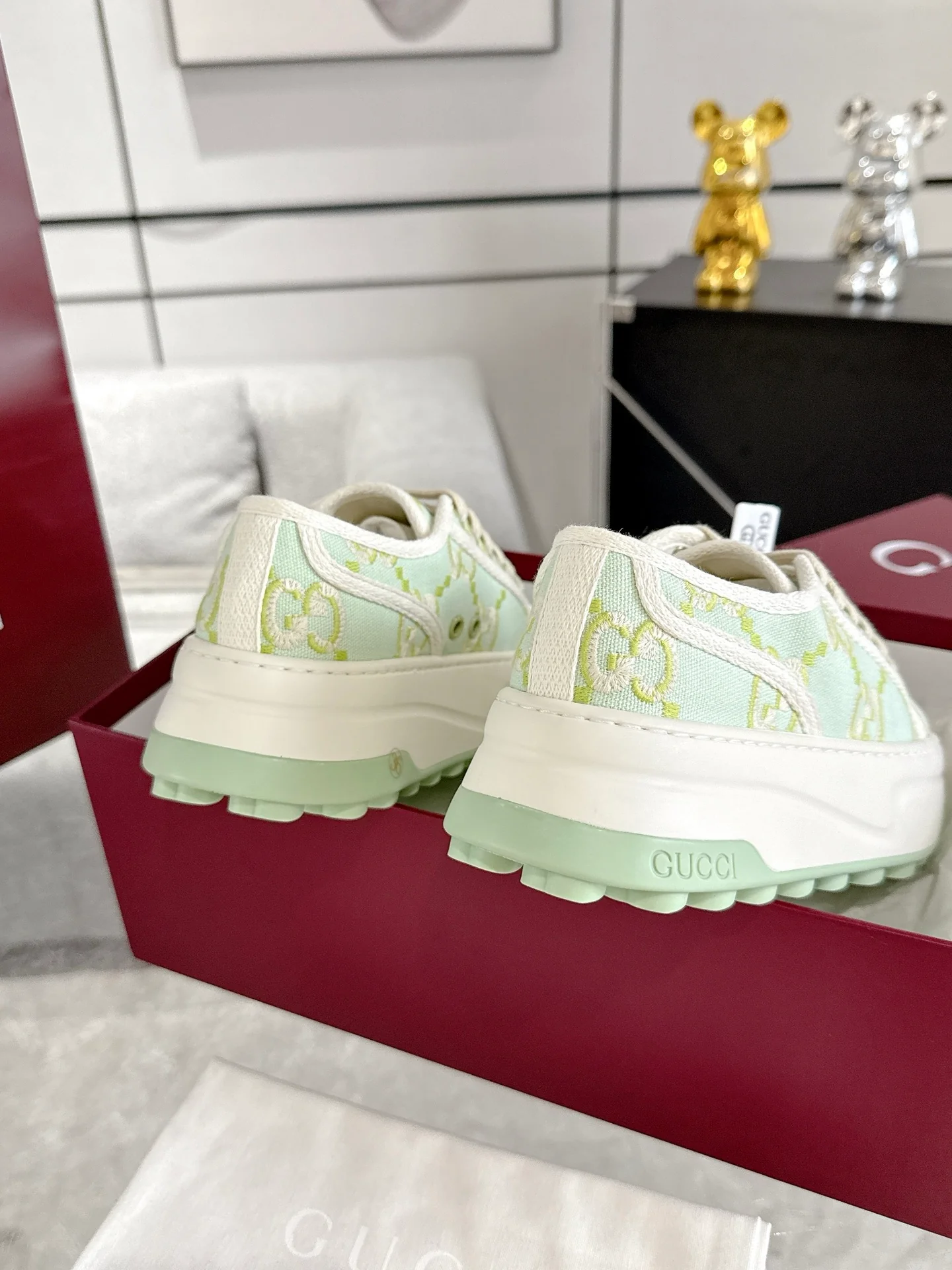 Guc thick soled canvas shoes