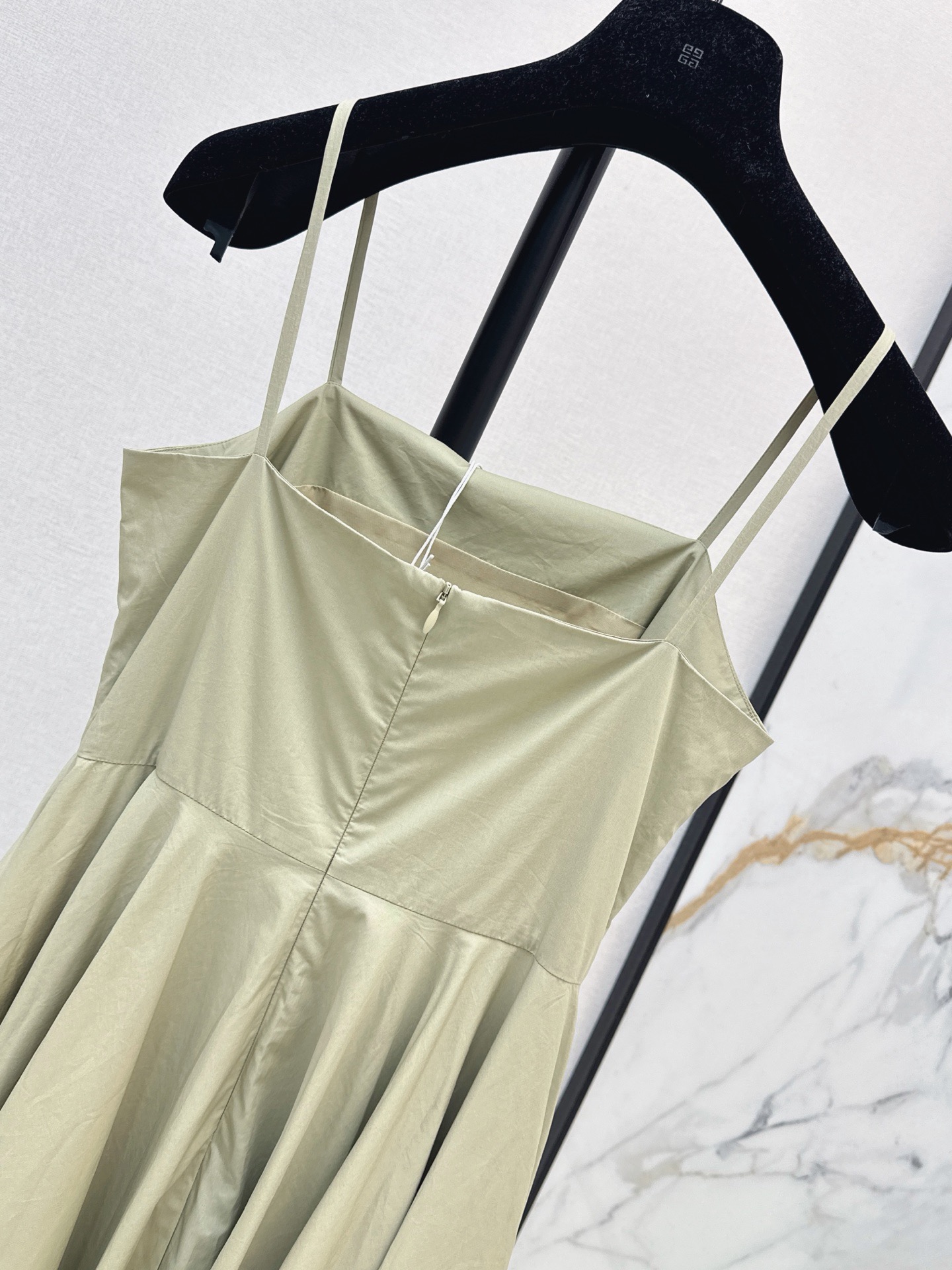 Giv 26ss slip dress