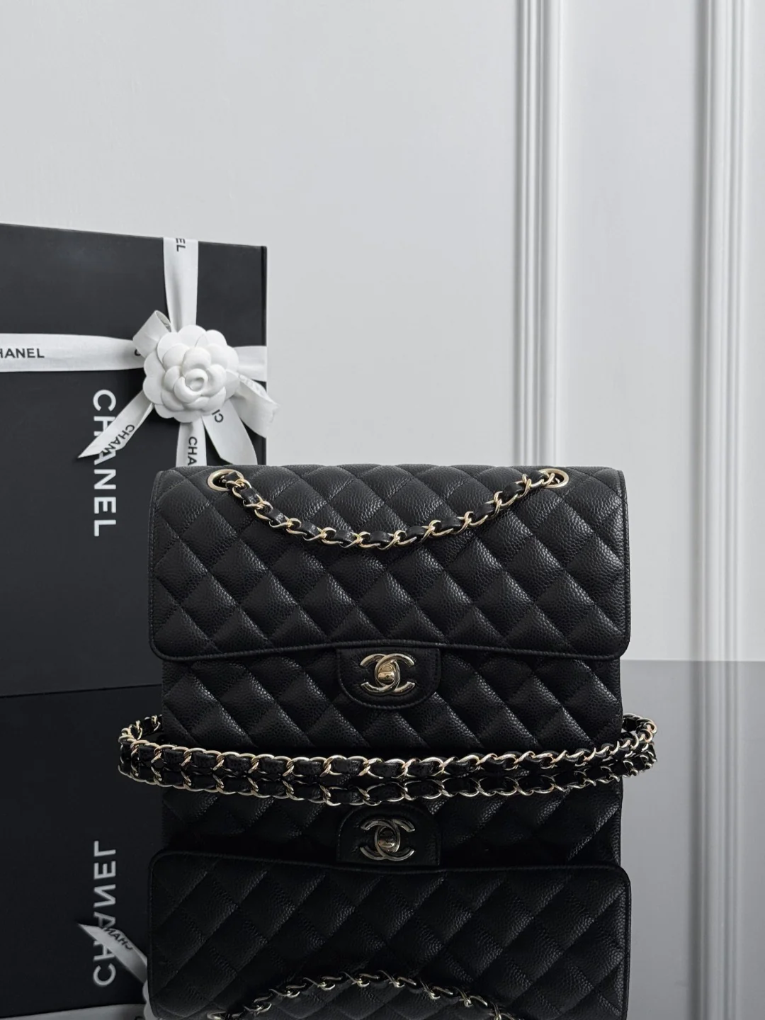 Chan cf25 chain shoulder bag