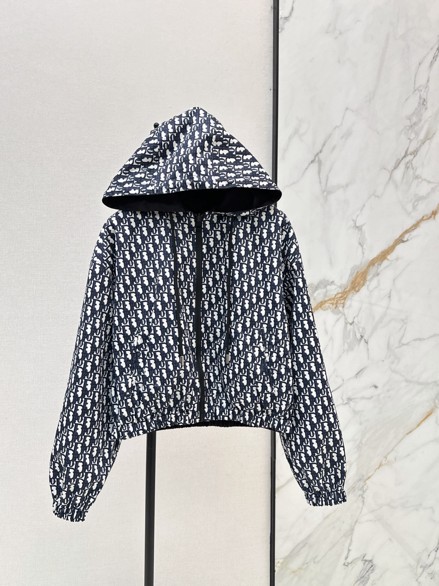 CD 26fw eversible hooded jacket