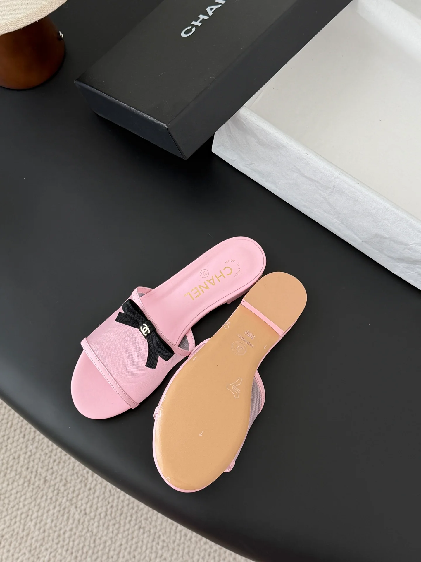 Chan 26ss bow mesh slides