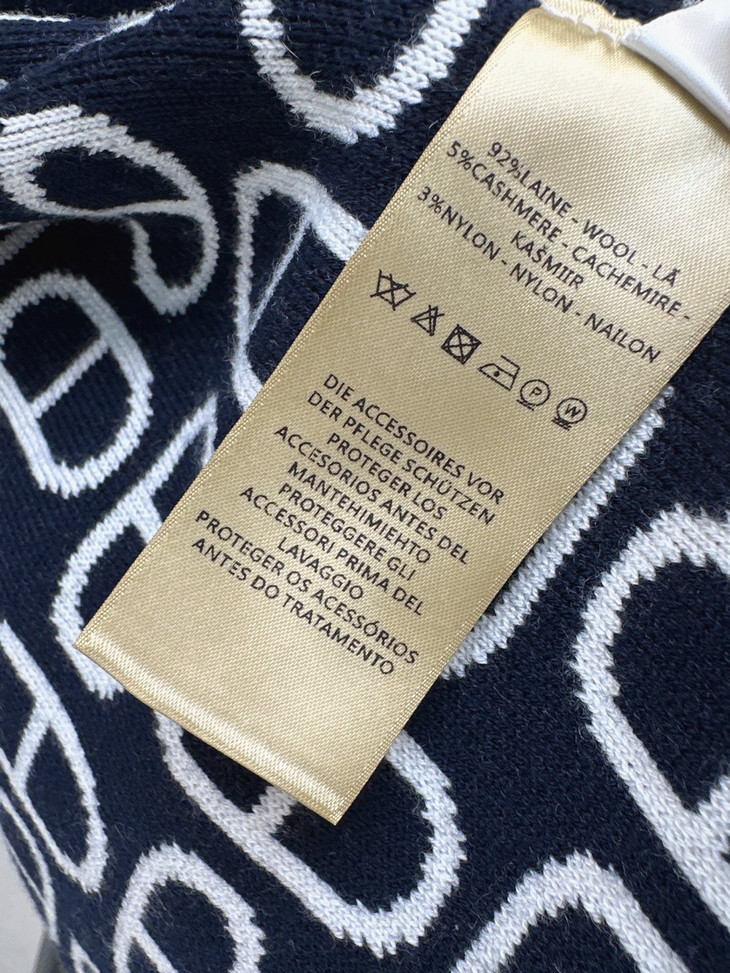 Her 26fw reversible zipper jacket