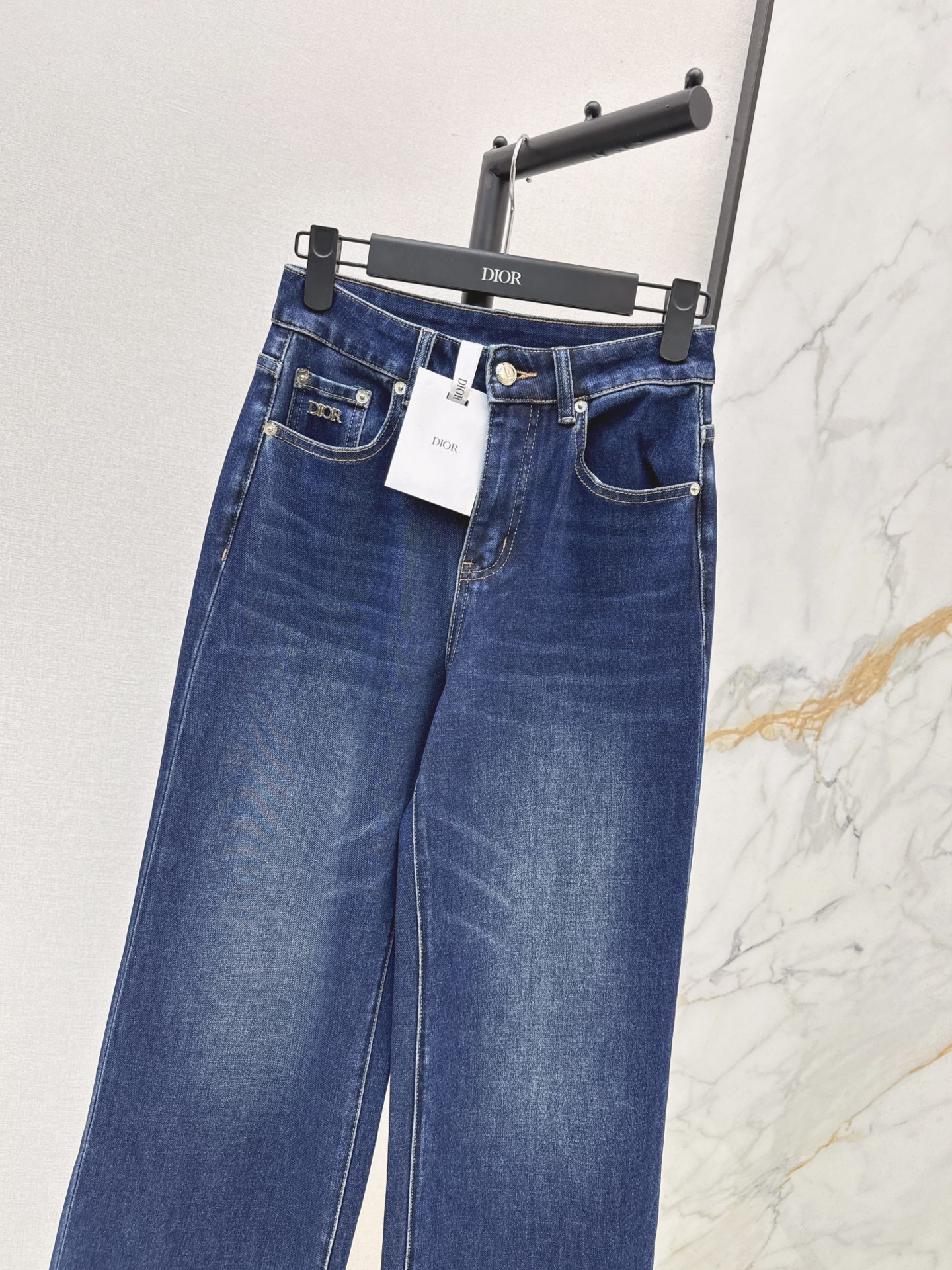 CD 26fw embroidery patch jeans