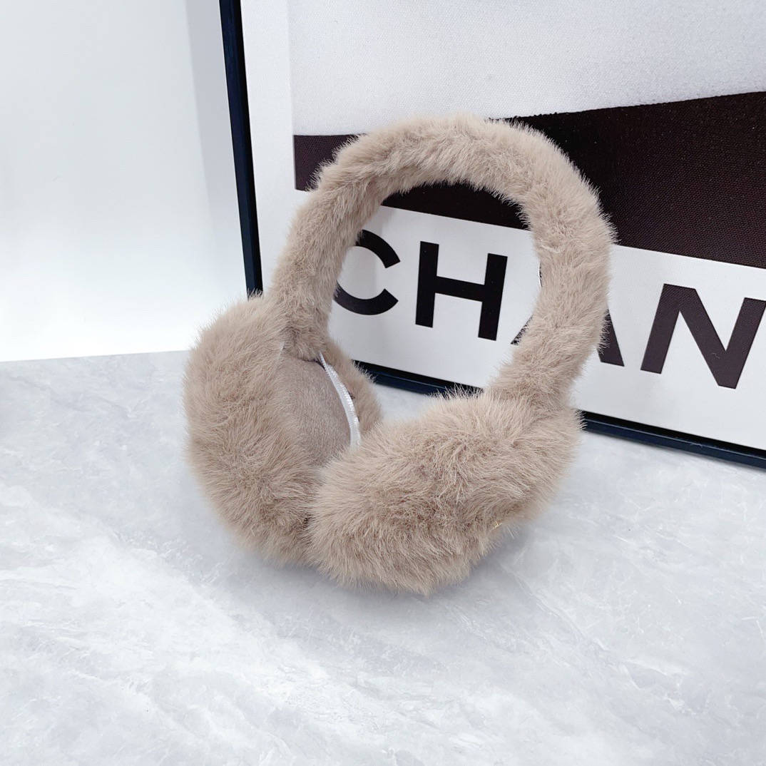 CD 26fw fluffy fur-look earmuffs