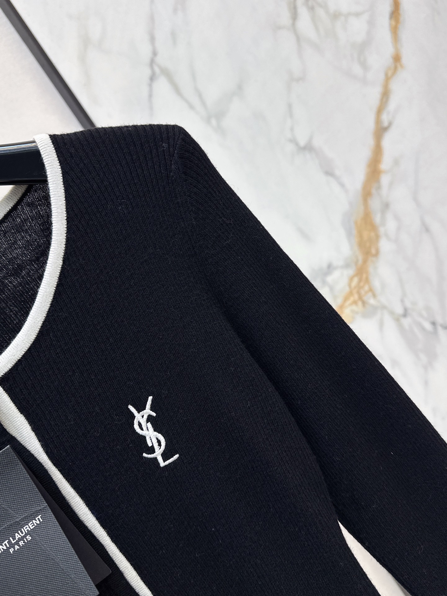 Sain 26fw slim-fit cardigan