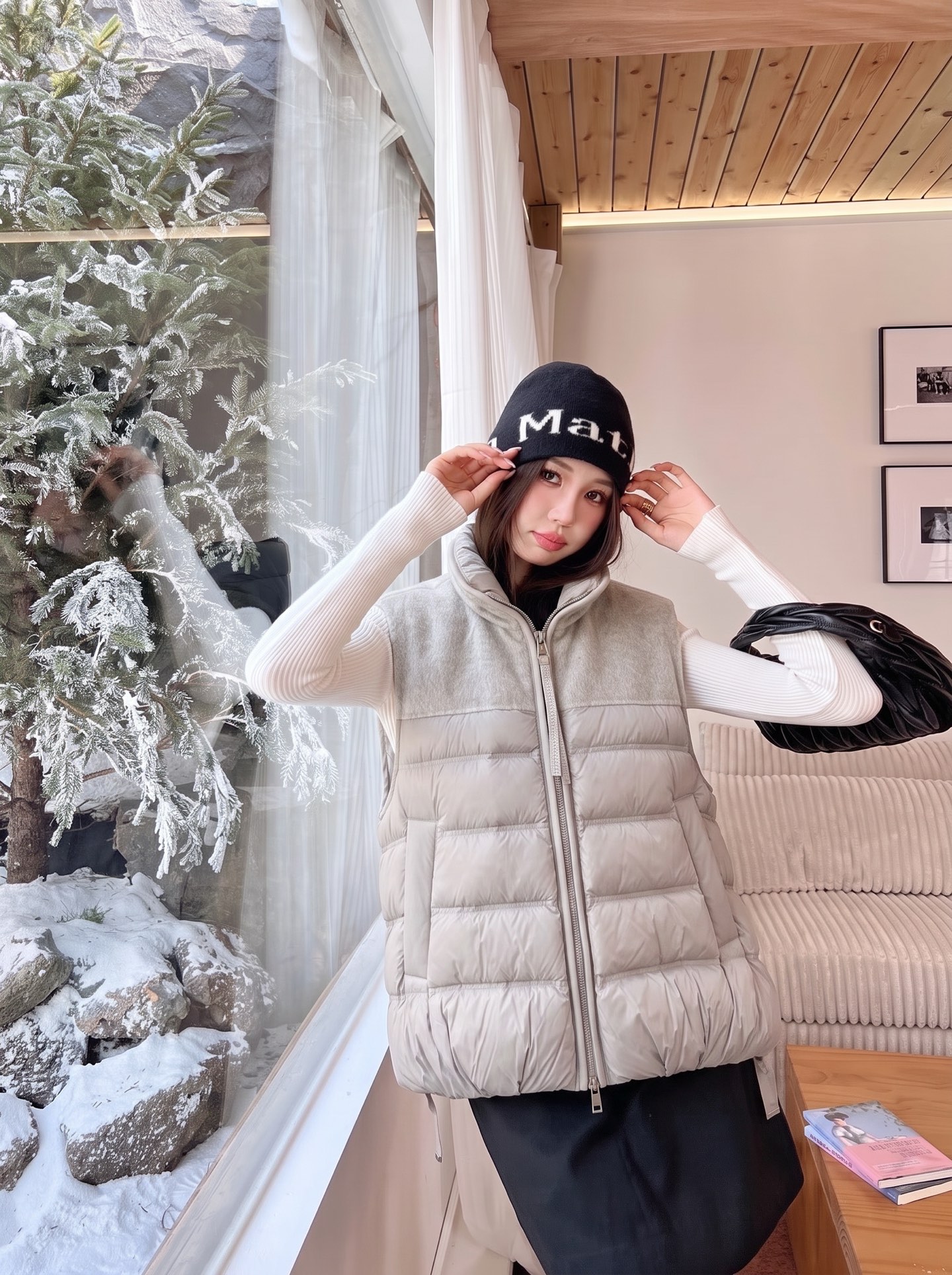 Max 26fw knit contract down vest