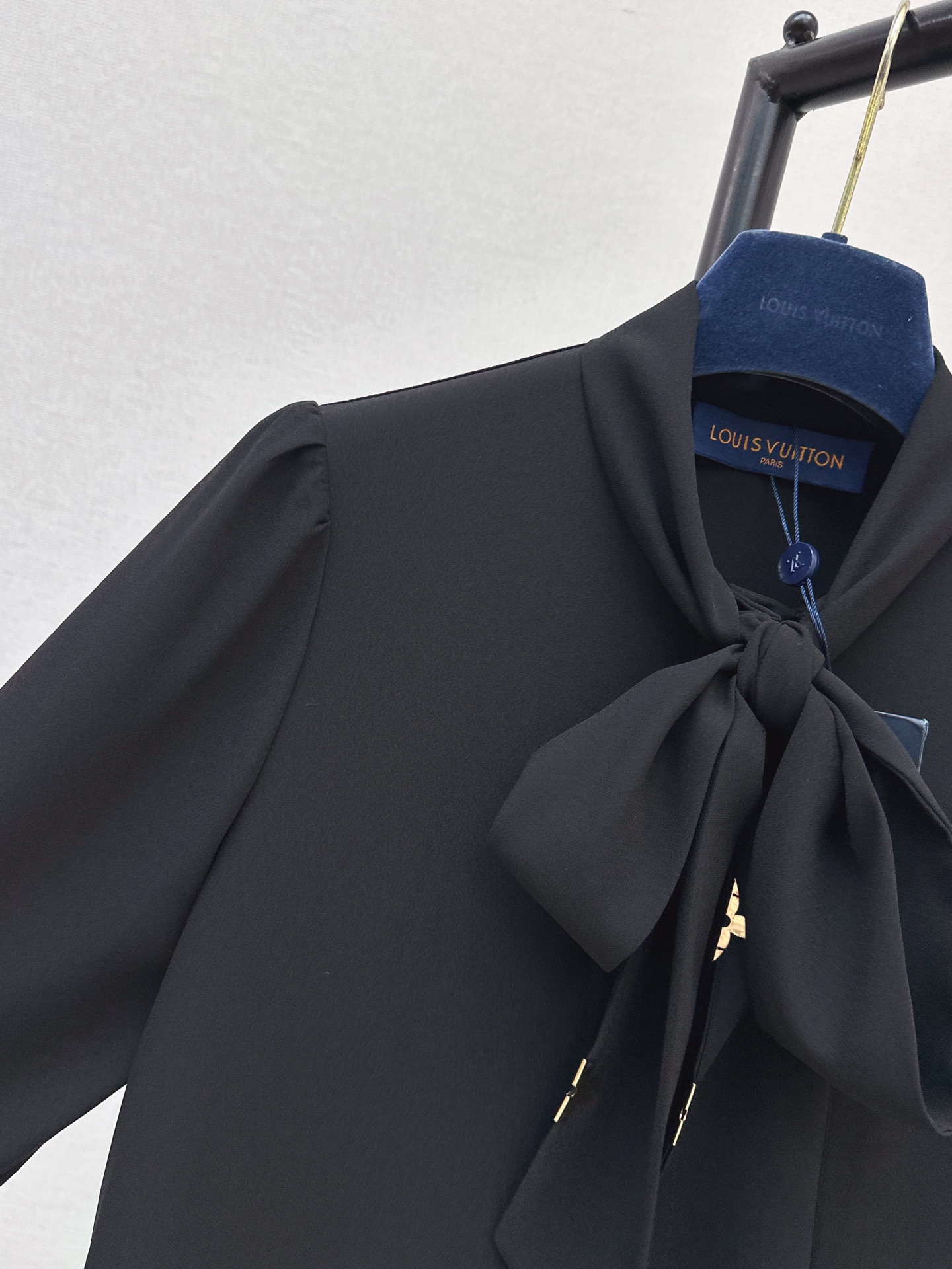 Loui 26fw ribbon dress