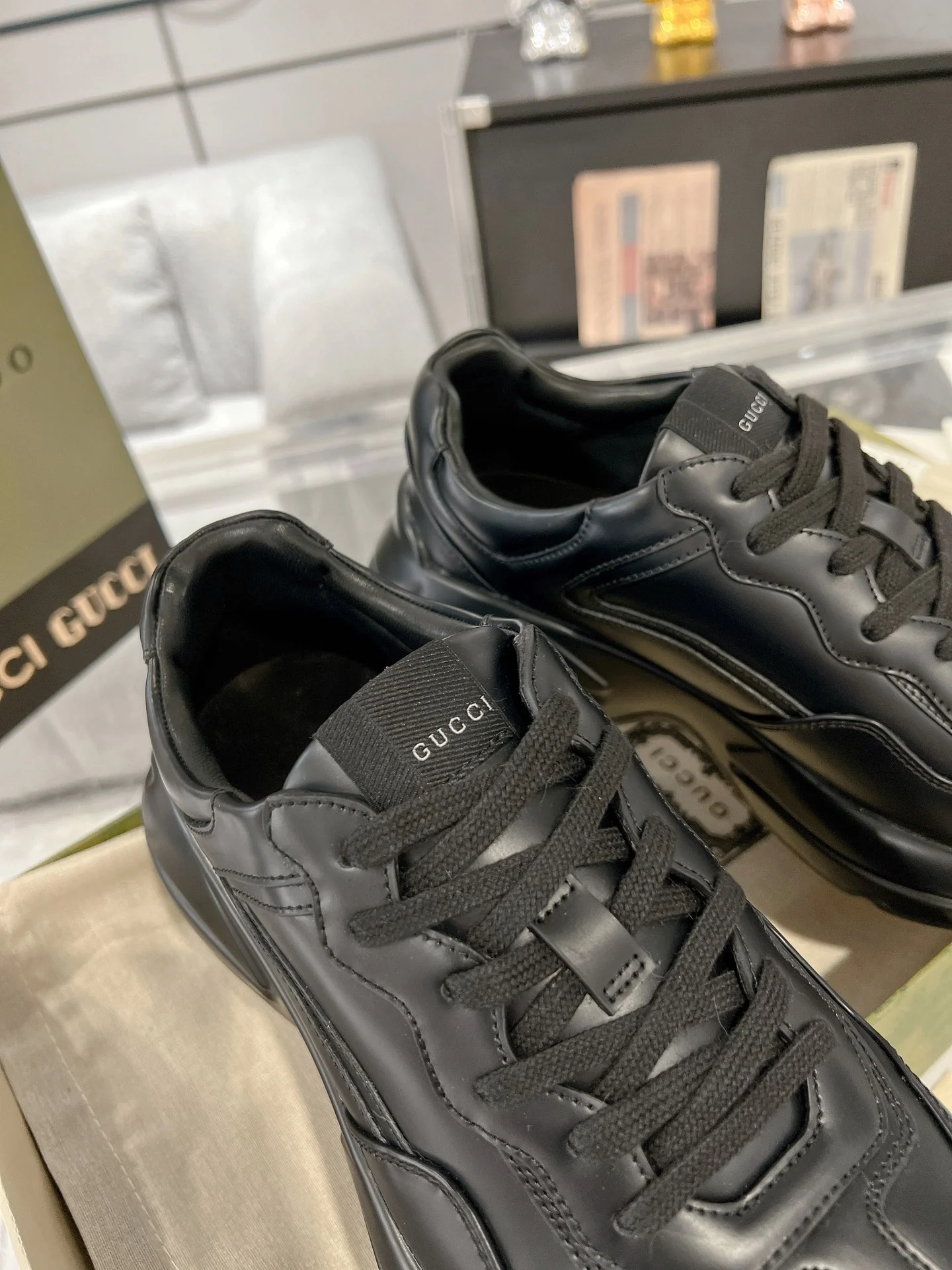 Gucc 25fw dad's shoes