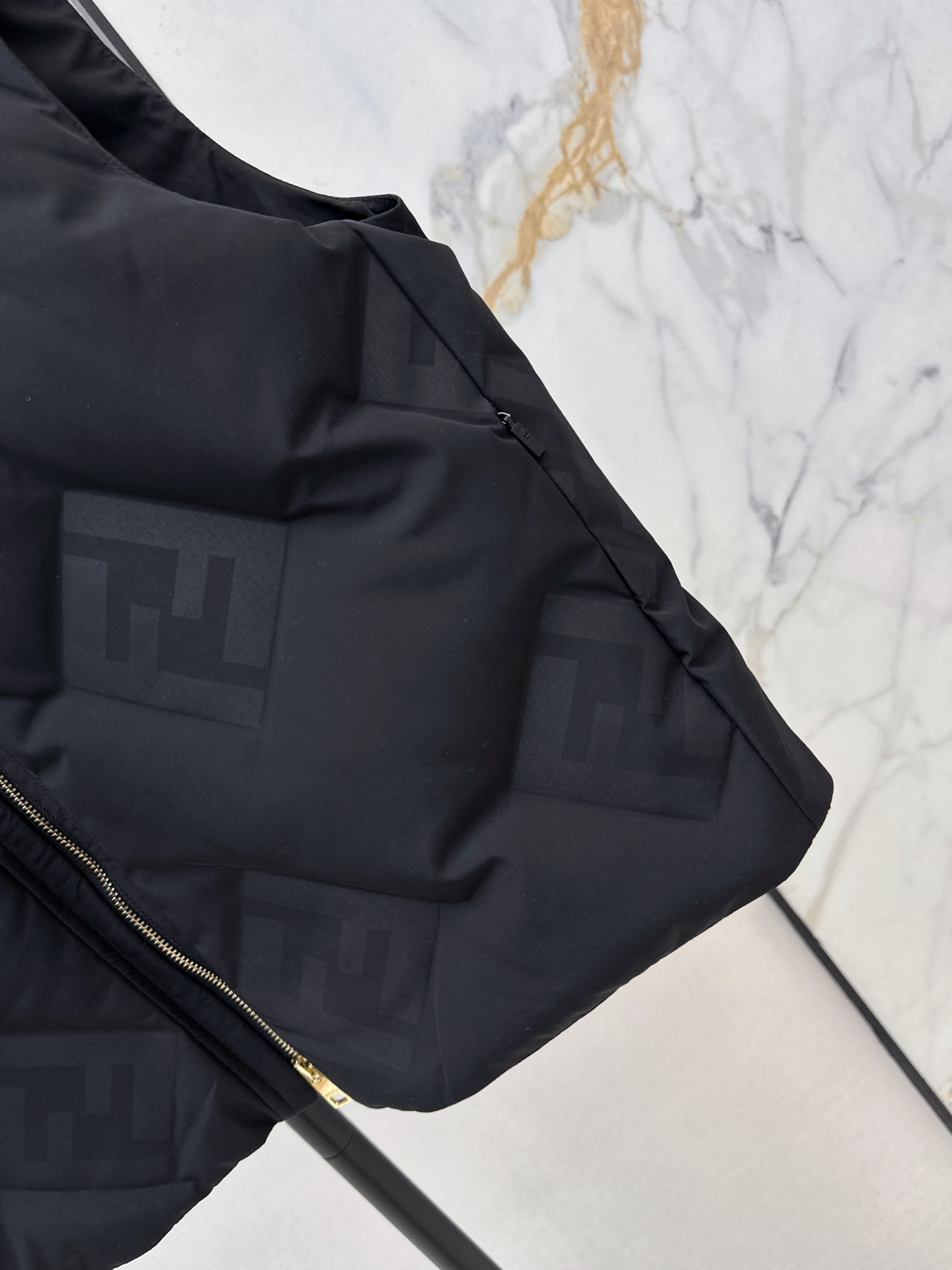 Fen 26fw down vest