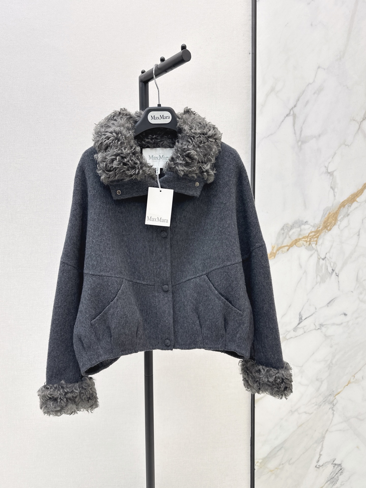 Max 26fw fur-trim woolen jacket