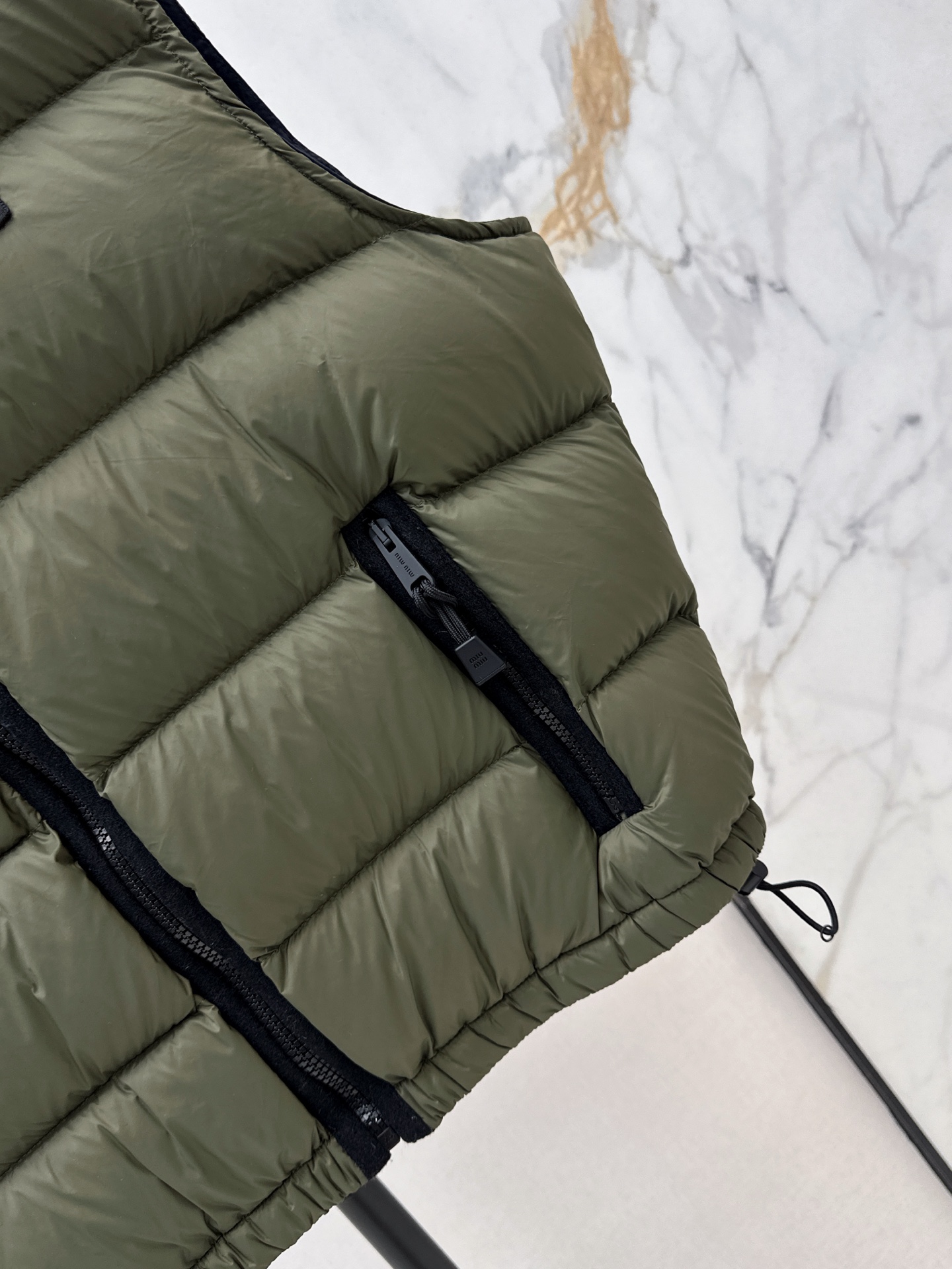 Miu 26fw down vest