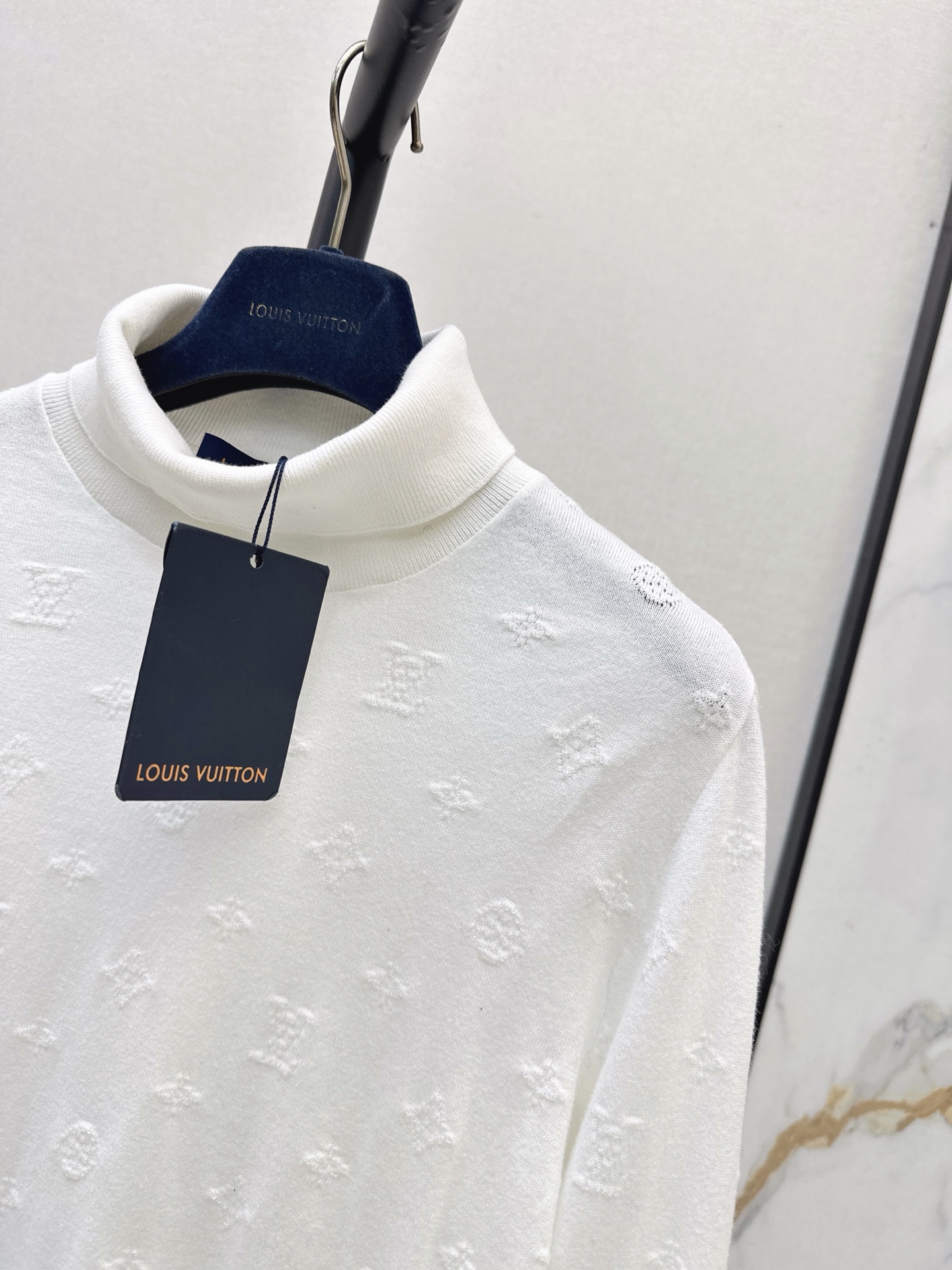 Loui 26fw knit basic tee