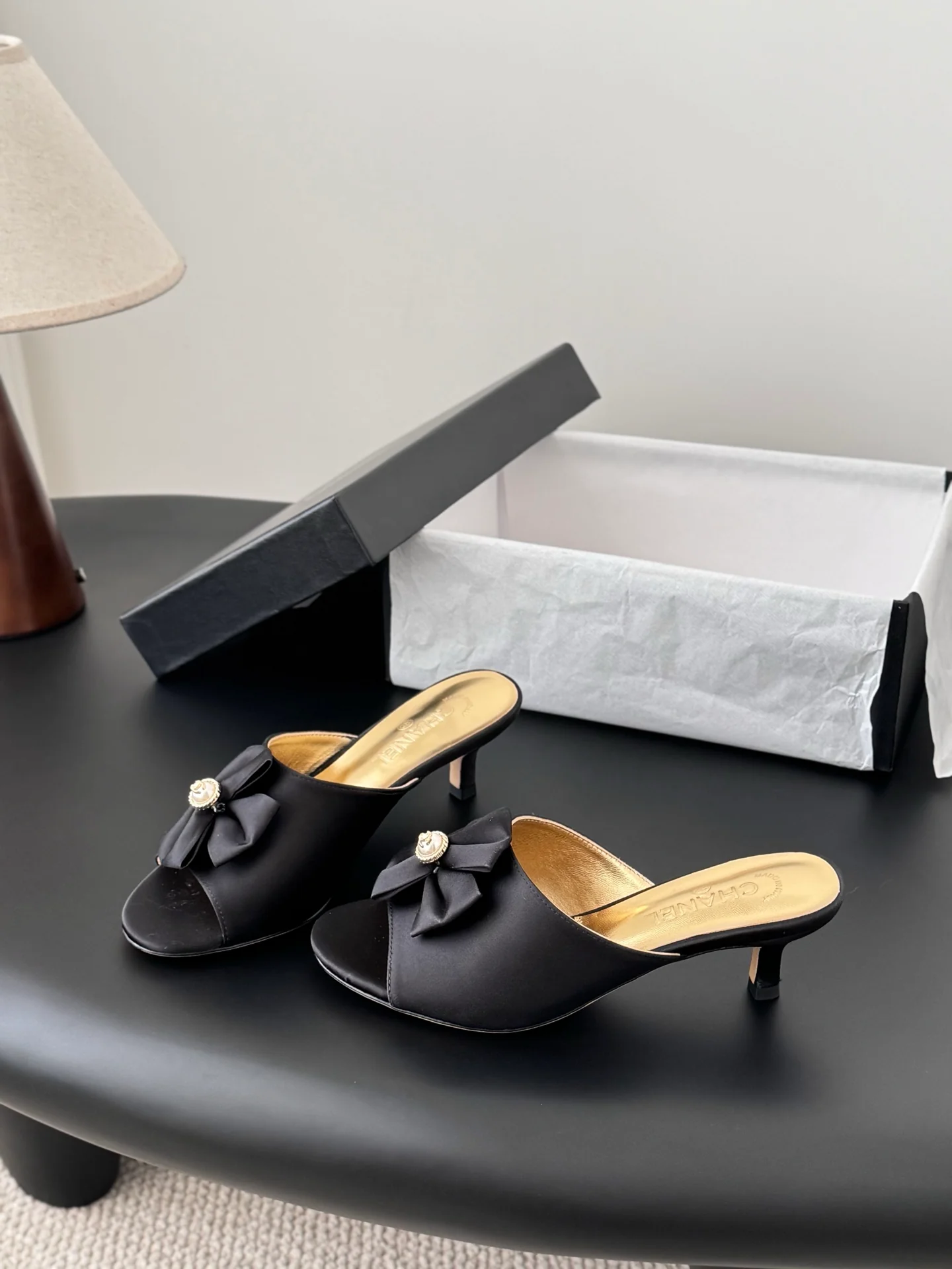 Chan 26ss kitten heel slides